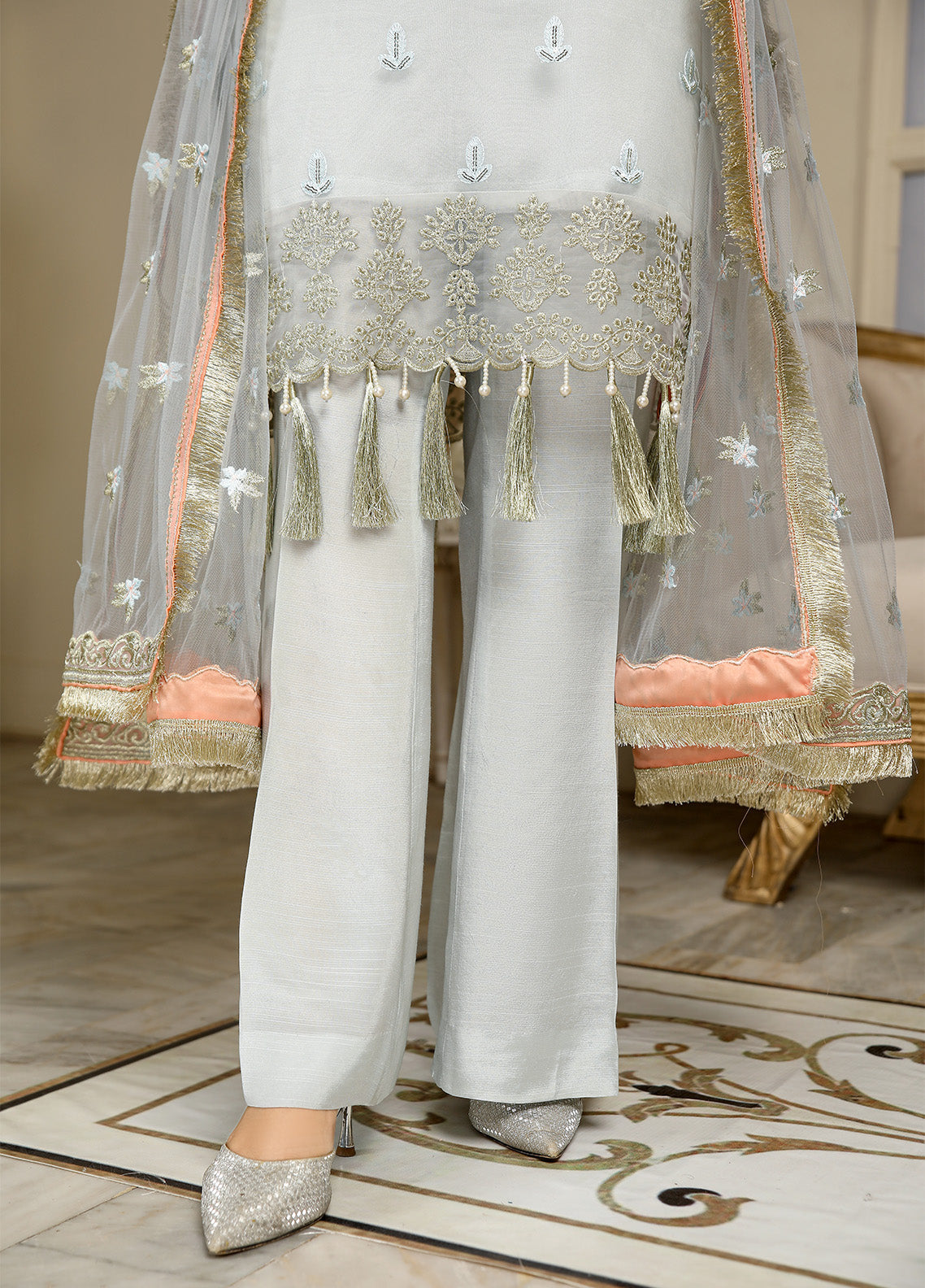 Kaynaat By Laveen Organza Unstitched 3 Piece Suit - LV24K LOK-001 MAH-E-DURAN Kaynaat By Laveen Organza Unstitched 3 Piece Suit - LV24K LOK-001 MAH-E-DURAN