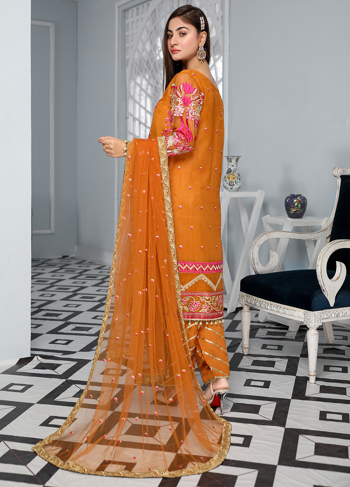 Kaynaat By Laveen Organza Unstitched 3 Piece Suit - LV24K LOK-003 RUKH-E-AFTAB Kaynaat By Laveen Organza Unstitched 3 Piece Suit - LV24K LOK-003 RUKH-E-AFTAB