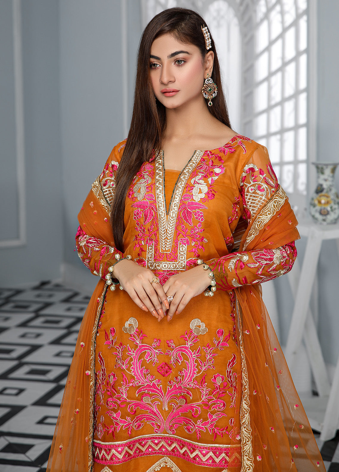 Kaynaat By Laveen Organza Unstitched 3 Piece Suit - LV24K LOK-003 RUKH-E-AFTAB Kaynaat By Laveen Organza Unstitched 3 Piece Suit - LV24K LOK-003 RUKH-E-AFTAB