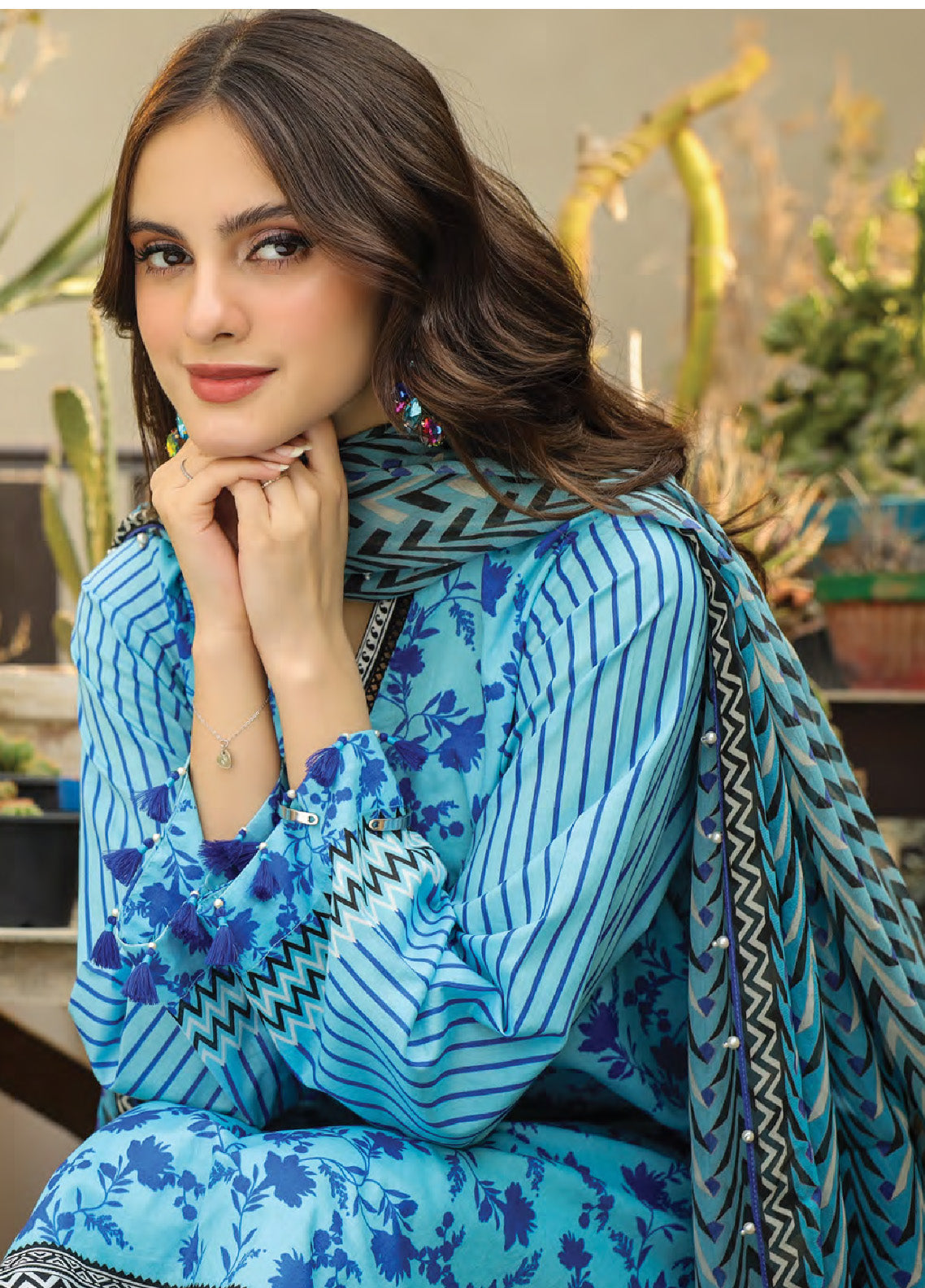 Komal Prints By Lakhany Printed Lawn Unstitched 3 Piece Suit - LSM24KP LG-SR-0147-B Komal Prints By Lakhany Printed Lawn Unstitched 3 Piece Suit - LSM24KP LG-SR-0147-B