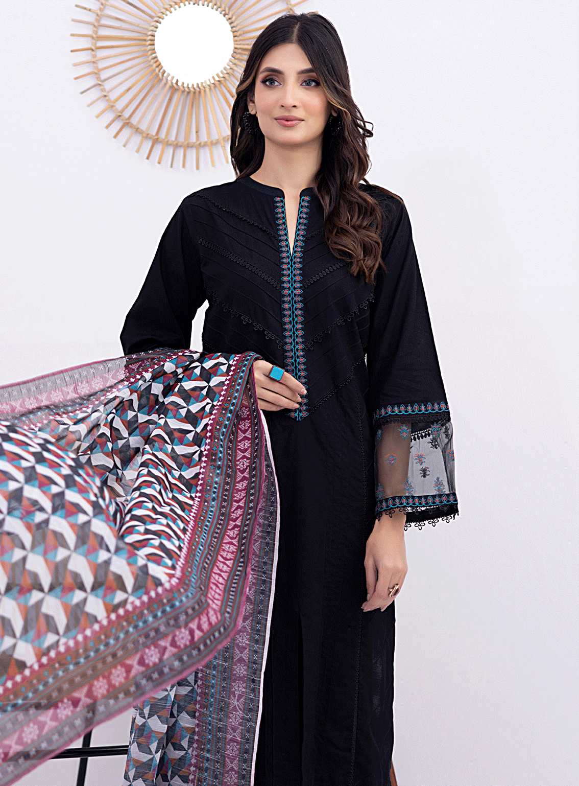 Lakhany By LSM Embroidered Organza Stitched 3 Piece Suit - LG-SK-0040 Lakhany By LSM Embroidered Organza Stitched 3 Piece Suit - LG-SK-0040