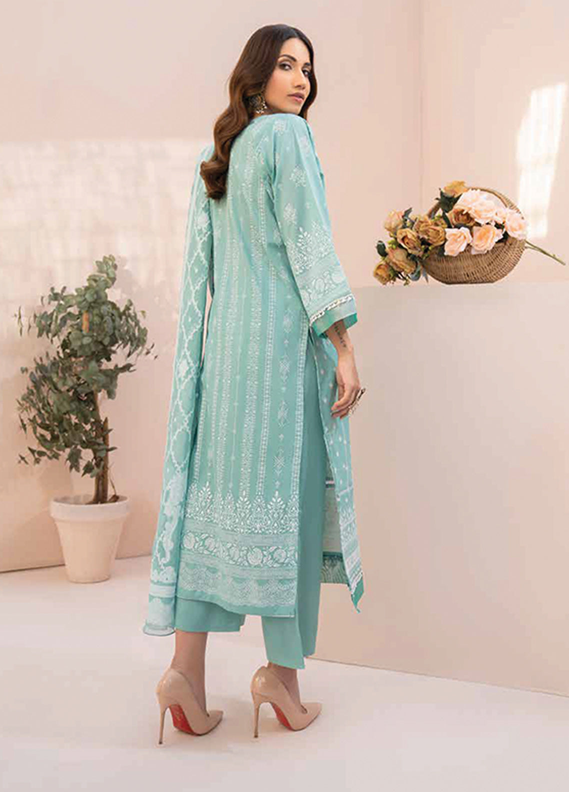 D#5563 Rashid White For Summer Emb Collection 223 D#5563 Rashid White For Summer Emb Collection 223