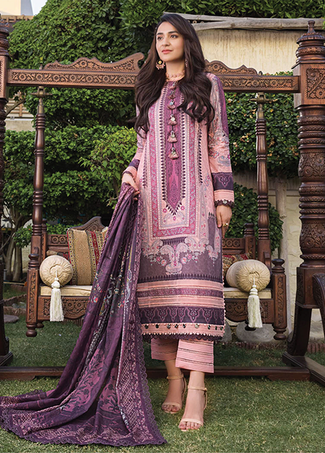 D#11 Asim Jofa Rania Emb Collection 223 D#11 Asim Jofa Rania Emb Collection 223