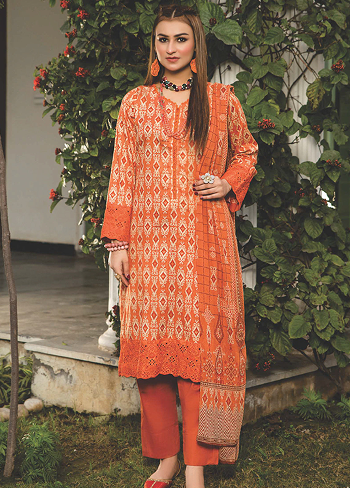 D#7520 Rashid Asmara Digital Emb Lawn Collection 323 D#7520 Rashid Asmara Digital Emb Lawn Collection 323