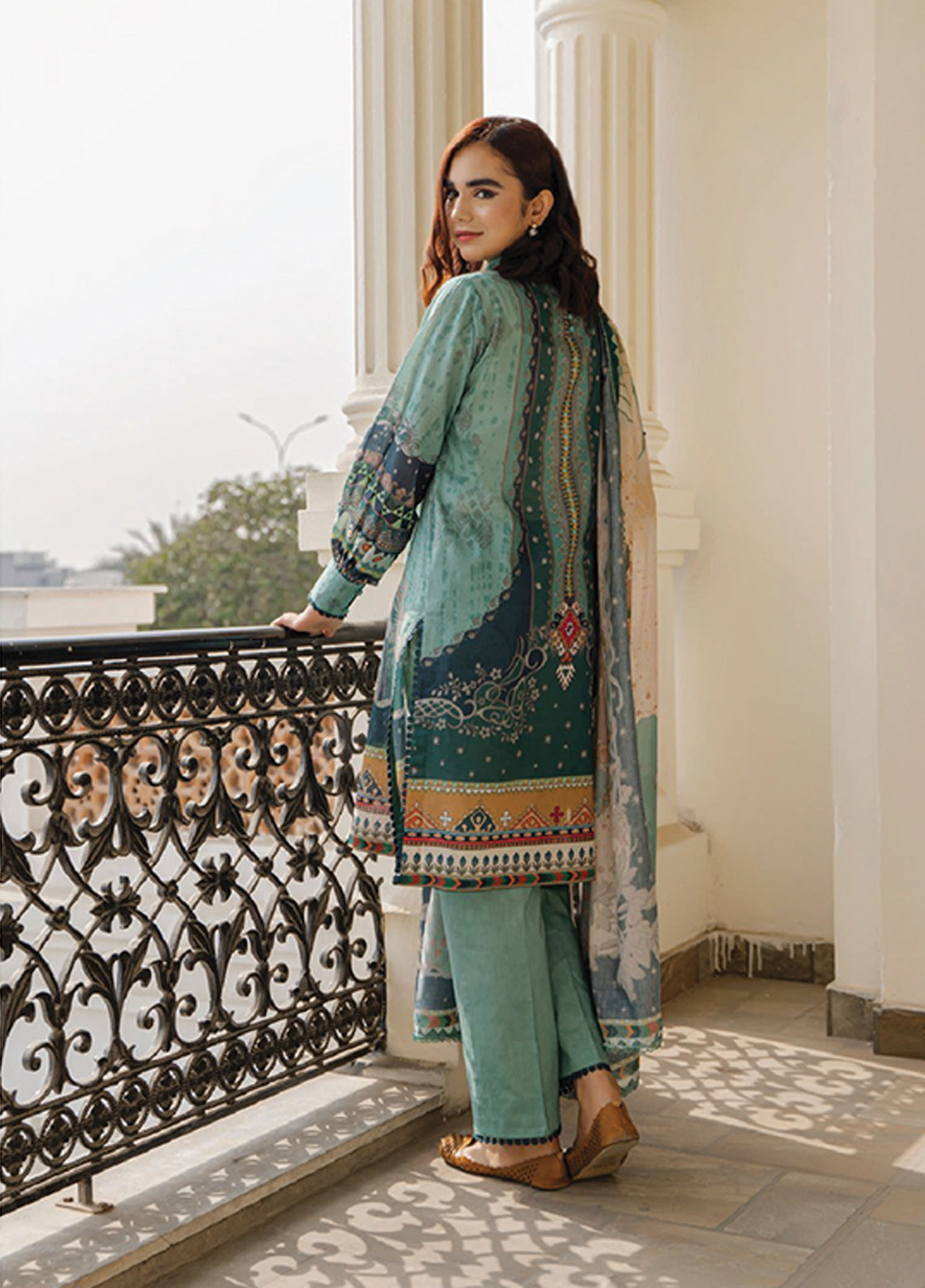 D#5A Florent Everyday Wear Printed Lawn Collection 223 D#5A Florent Everyday Wear Printed Lawn Collection 223