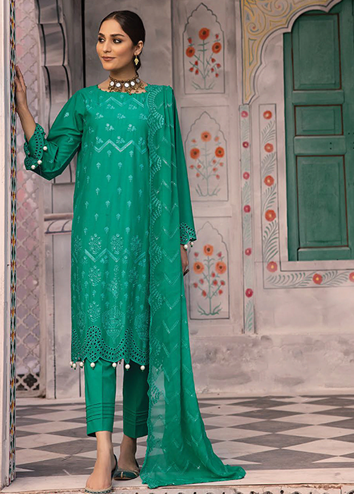 Azure By Aalaya Embroidered Lawn Unstitched 3 Piece Suit - 06 Azure By Aalaya Embroidered Lawn Unstitched 3 Piece Suit - 06