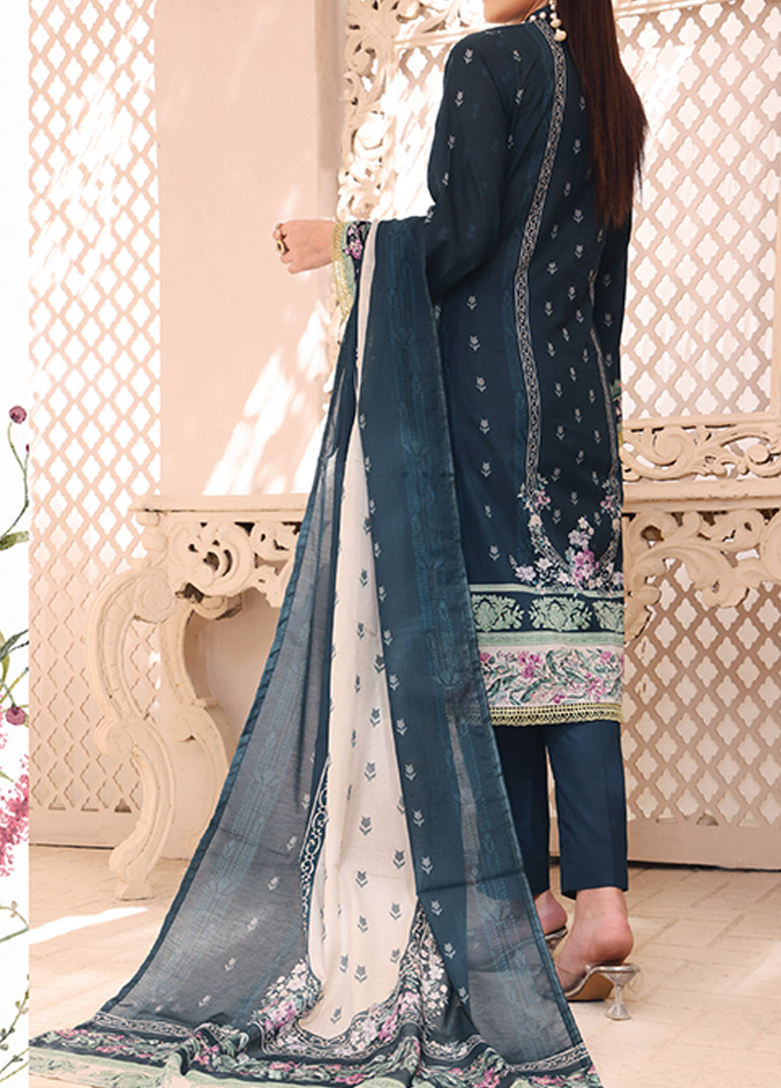 Misri By VS Textile Printed Lawn Unstitched 3 Piece Suit - 07 Misri By VS Textile Printed Lawn Unstitched 3 Piece Suit - 07