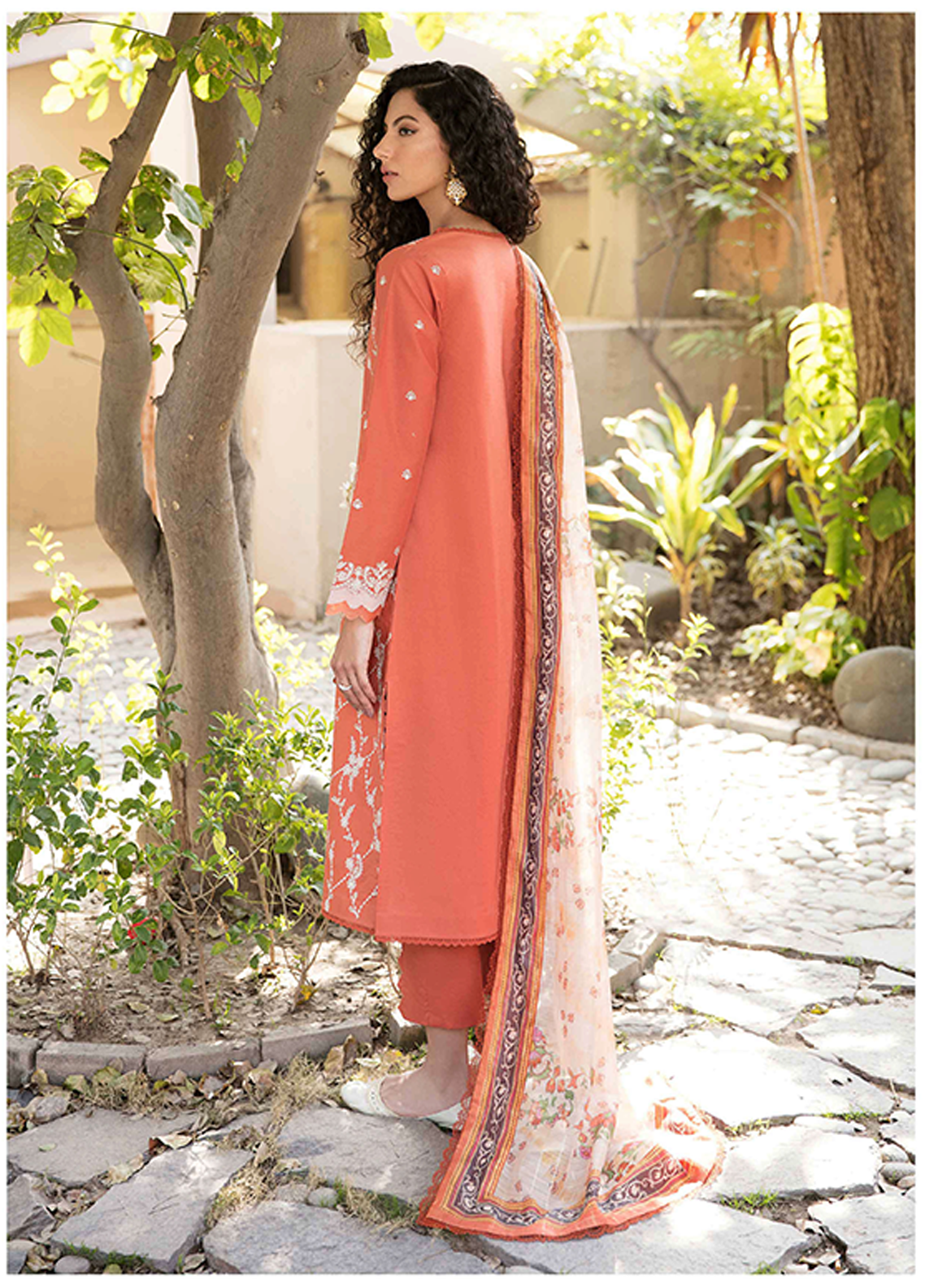 Afsanah By Seran Embroidered Lawn Unstitched 3 Piece Suit - 15 Afsanah By Seran Embroidered Lawn Unstitched 3 Piece Suit - 15