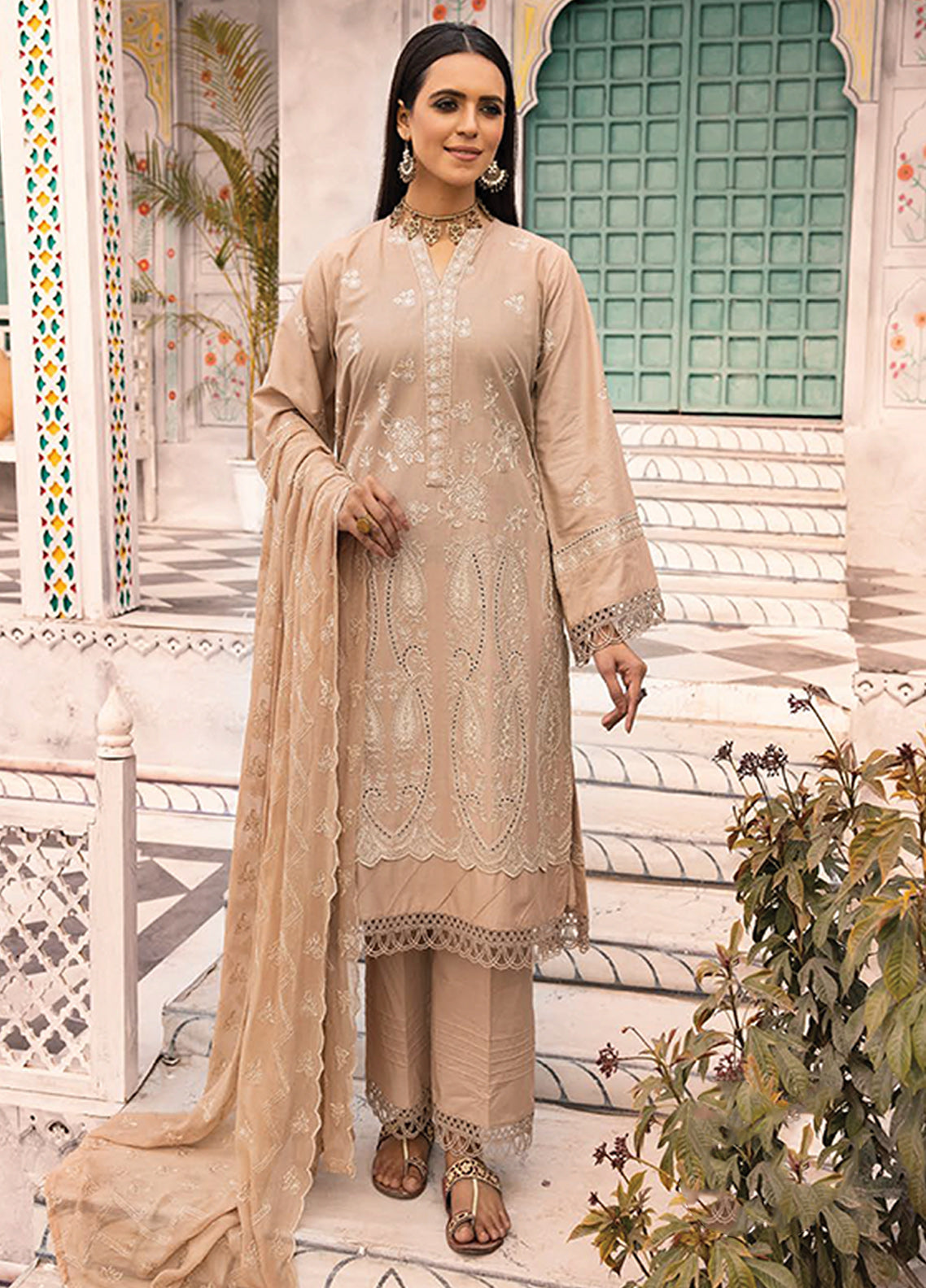Azure By Aalaya Embroidered Lawn Unstitched 3 Piece Suit - 09 Azure By Aalaya Embroidered Lawn Unstitched 3 Piece Suit - 09