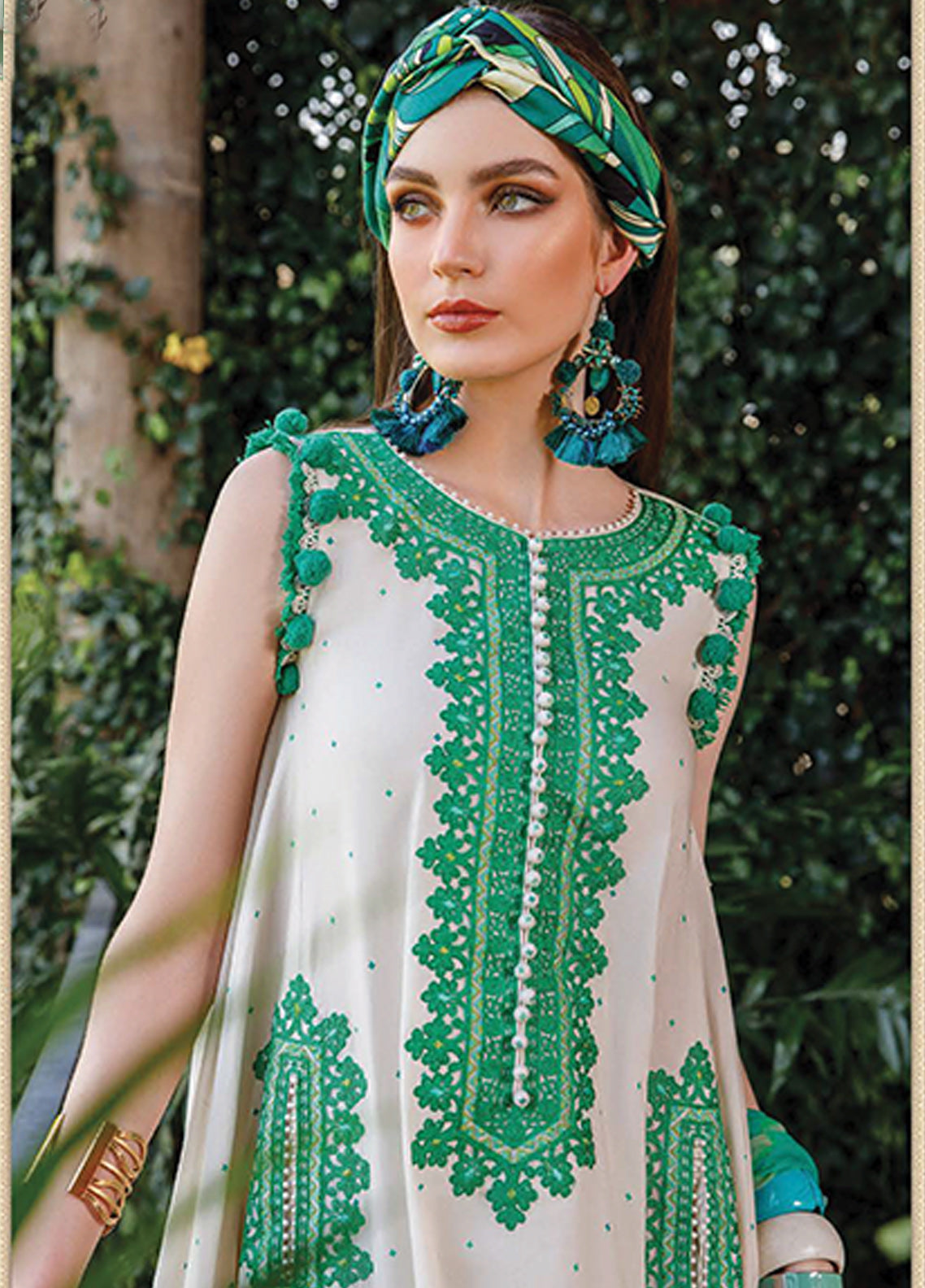 D#1706B Maria B M Print Emb Lawn Collection 223 D#1706B Maria B M Print Emb Lawn Collection 223