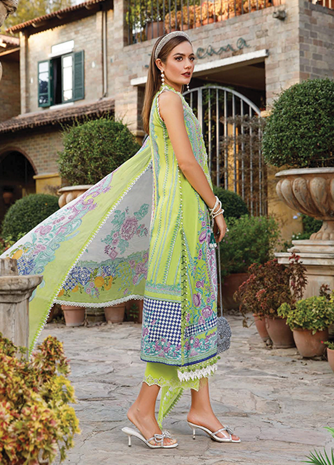 D#1705A Maria B M Print Emb Lawn Collection 223 D#1705A Maria B M Print Emb Lawn Collection 223