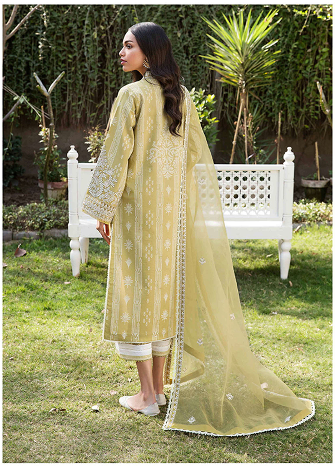 Afsanah By Seran Embroidered Lawn Unstitched 3 Piece Suit - 06 Afsanah By Seran Embroidered Lawn Unstitched 3 Piece Suit - 06
