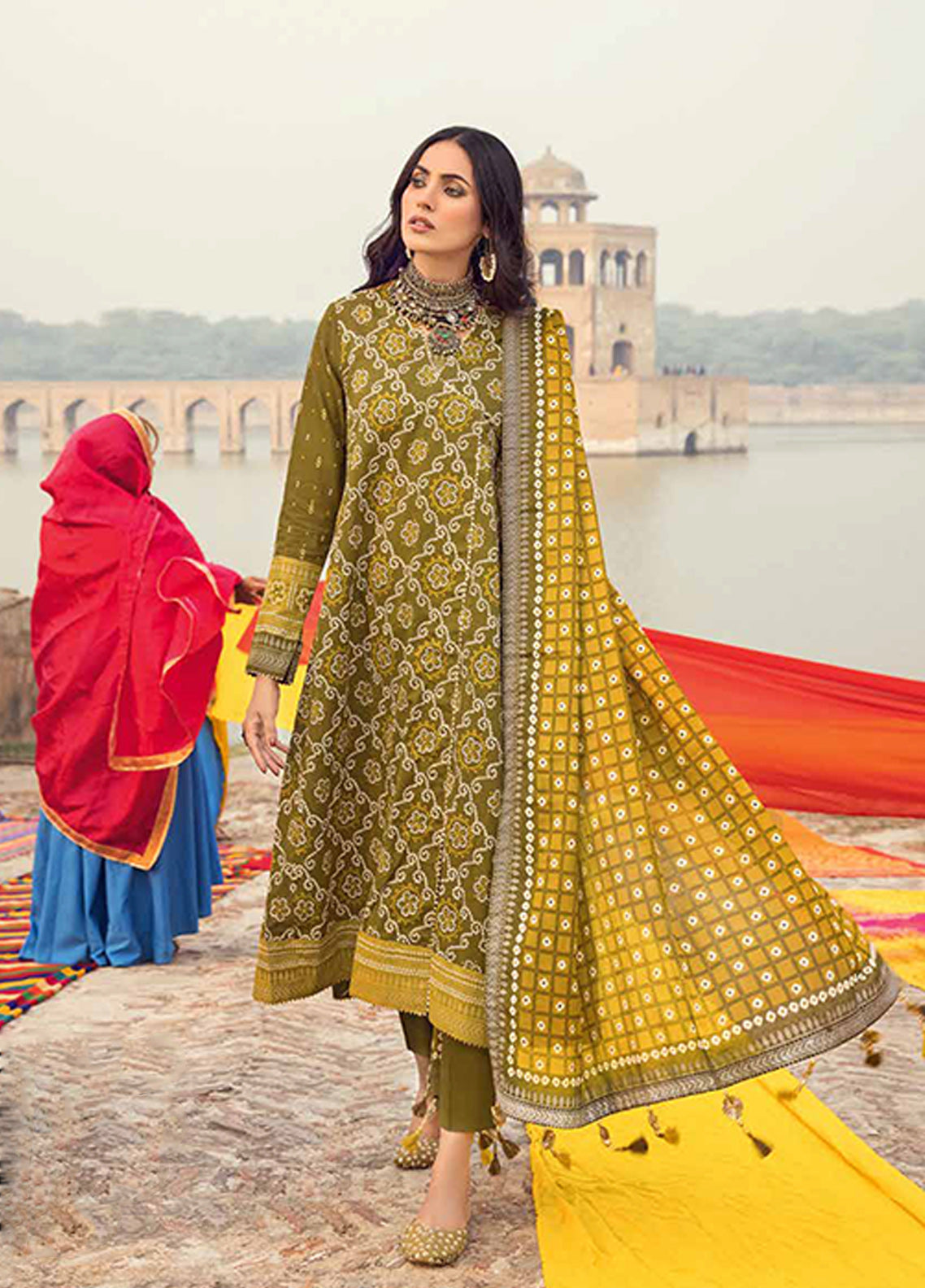 D#CL22044B GulAhmed Chunri Printed Lawn Collection 223 D#CL22044B GulAhmed Chunri Printed Lawn Collection 223