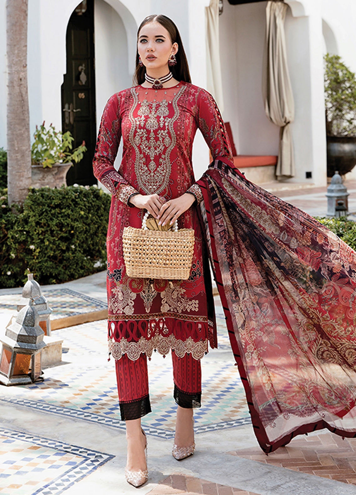 Gulaal Embroidered Lawn Unstitched 3 Piece Suit - 12 Gulaal Embroidered Lawn Unstitched 3 Piece Suit - 12
