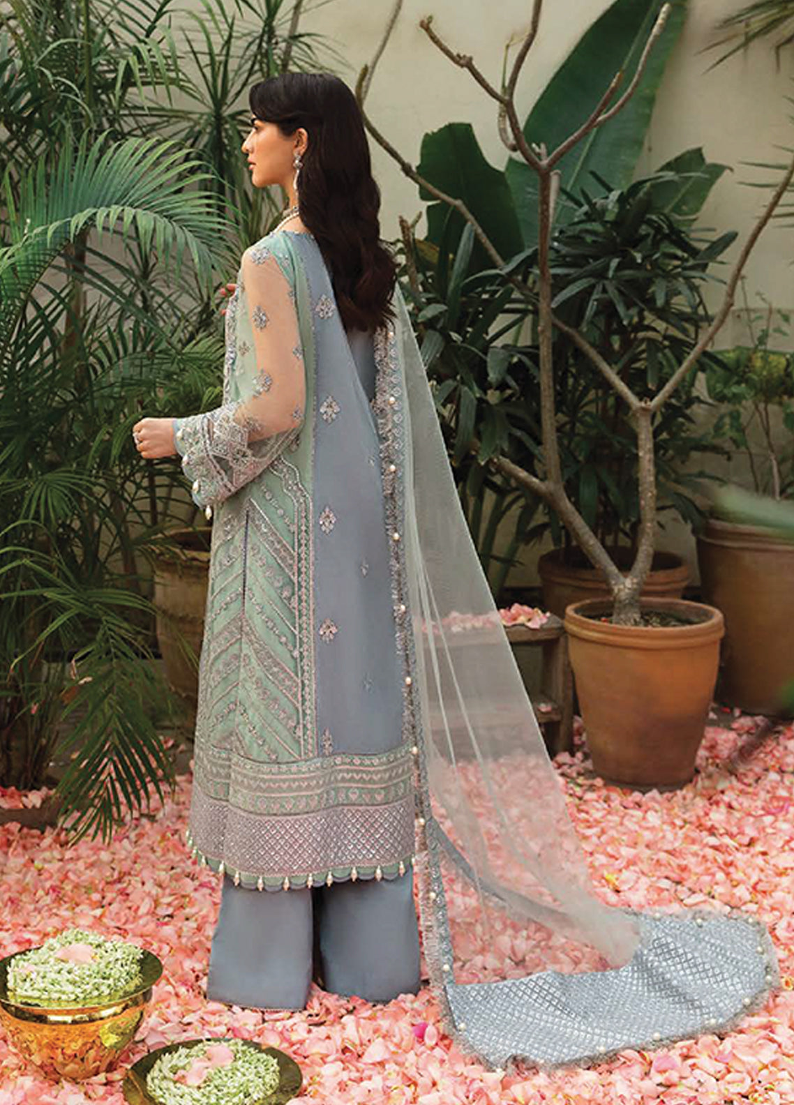 Mehrbano Ayzel By Afrozeh Embroidered Chiffon Unstitched 3 Piece Suit - 09 Mehrbano Ayzel By Afrozeh Embroidered Chiffon Unstitched 3 Piece Suit - 09