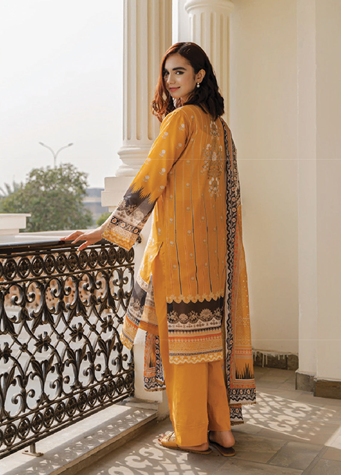 D#6A Florent Everyday Wear Printed Lawn Collection 223 D#6A Florent Everyday Wear Printed Lawn Collection 223
