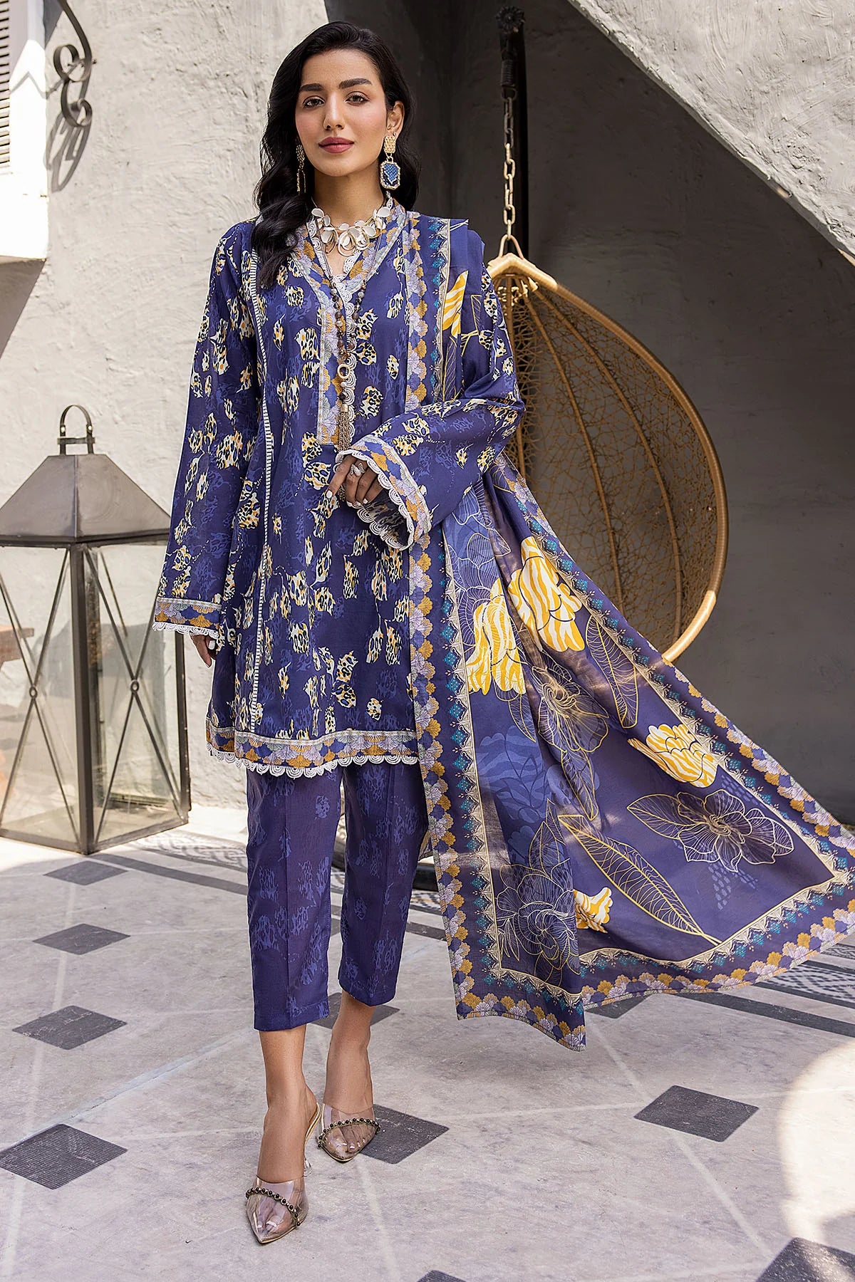 D#3710 Motifz Rang Digital Printed Lawn Collection 323 D#3710 Motifz Rang Digital Printed Lawn Collection 323