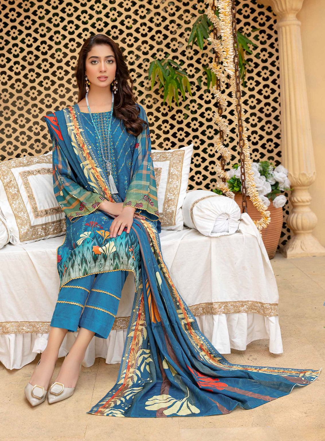 Mahjabeen by Aalaya Embroidered Staple Untitched 3 Piece Suit -03 Mahjabeen by Aalaya Embroidered Staple Untitched 3 Piece Suit -03