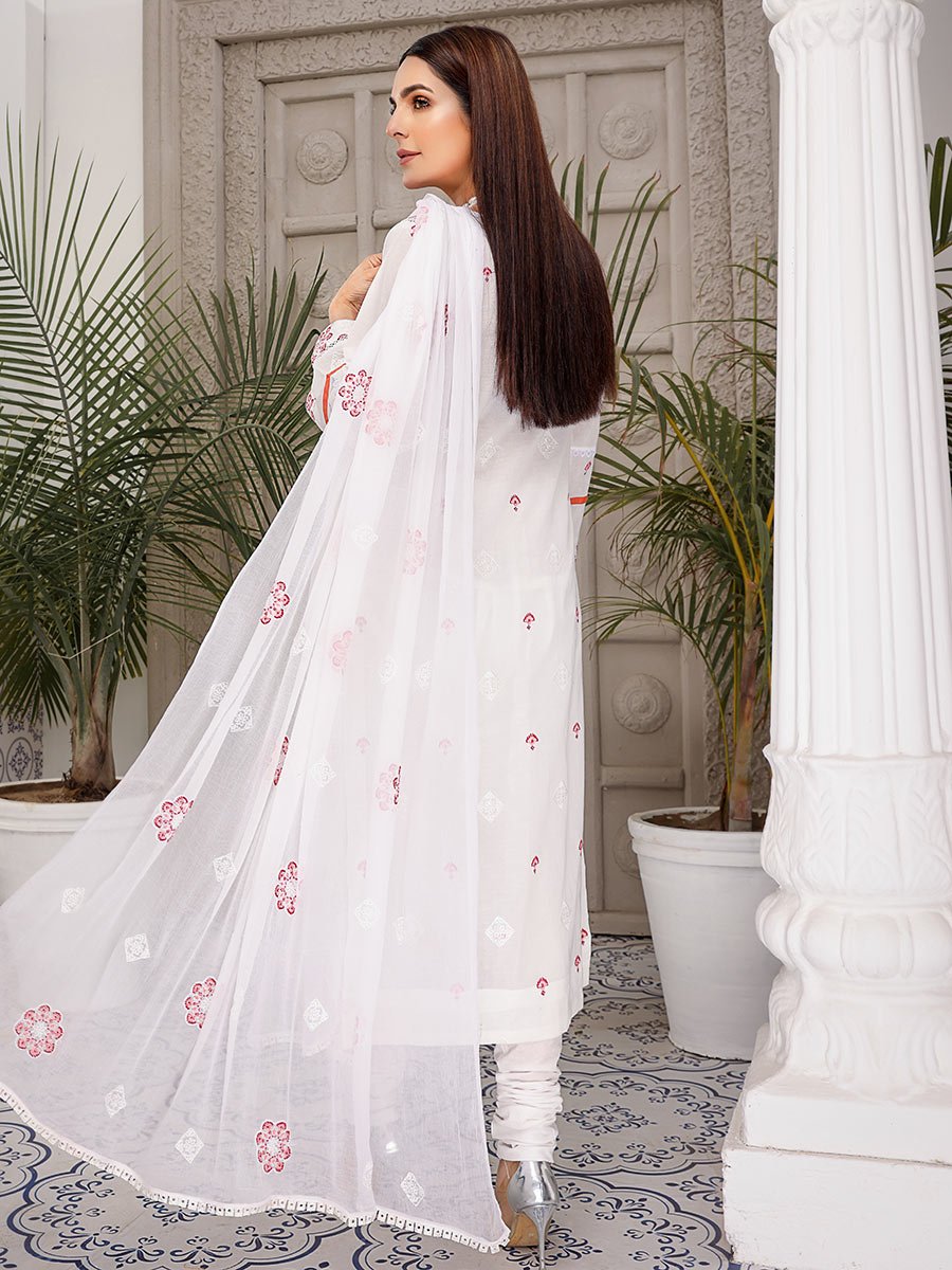 Mahnur Unstitched 3 Piece D#02 Mahnur Unstitched 3 Piece D#02