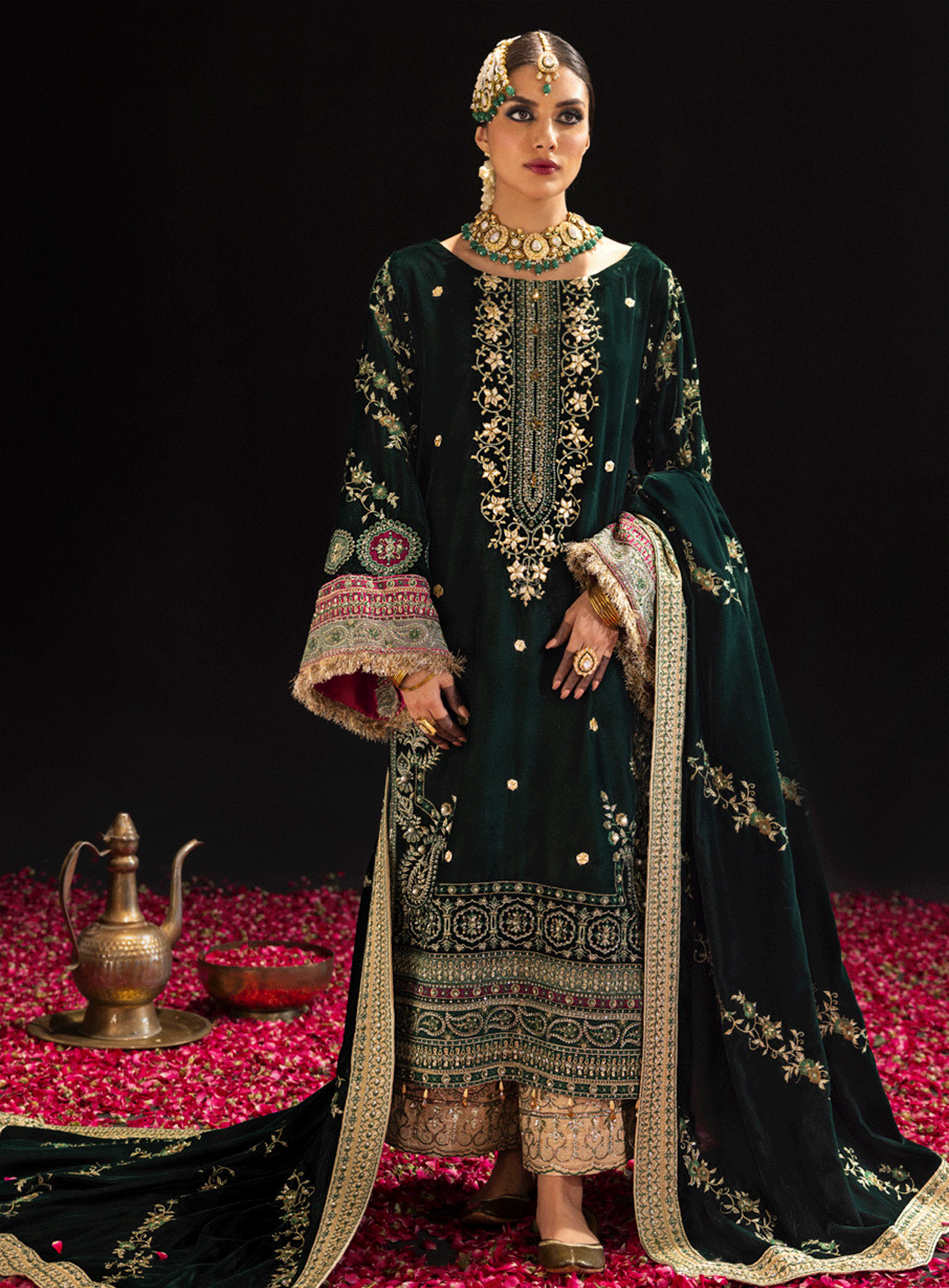 Maya by Nureh Embroidered Velvet Unstitched 3 Piece Suit - NU23MV 99 ALMA Maya by Nureh Embroidered Velvet Unstitched 3 Piece Suit - NU23MV 99 ALMA