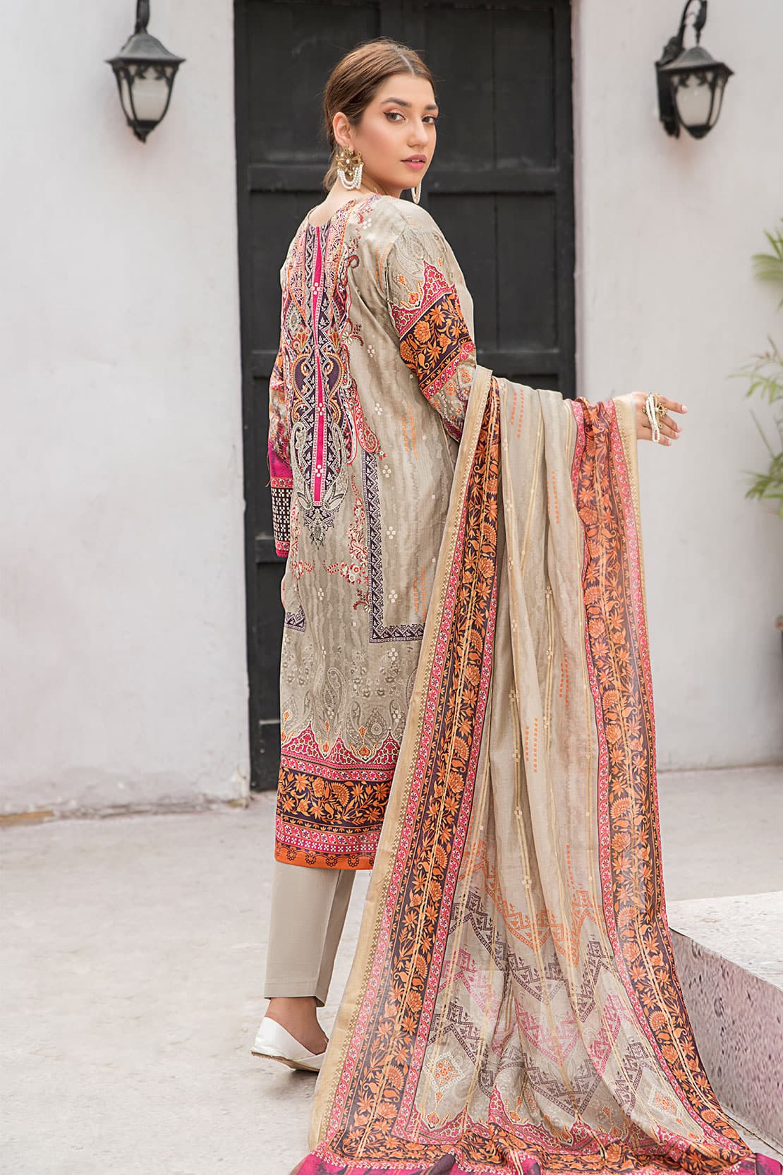 Rashid Textile Unstitched 3 Piece D#6860 Rashid Textile Unstitched 3 Piece D#6860