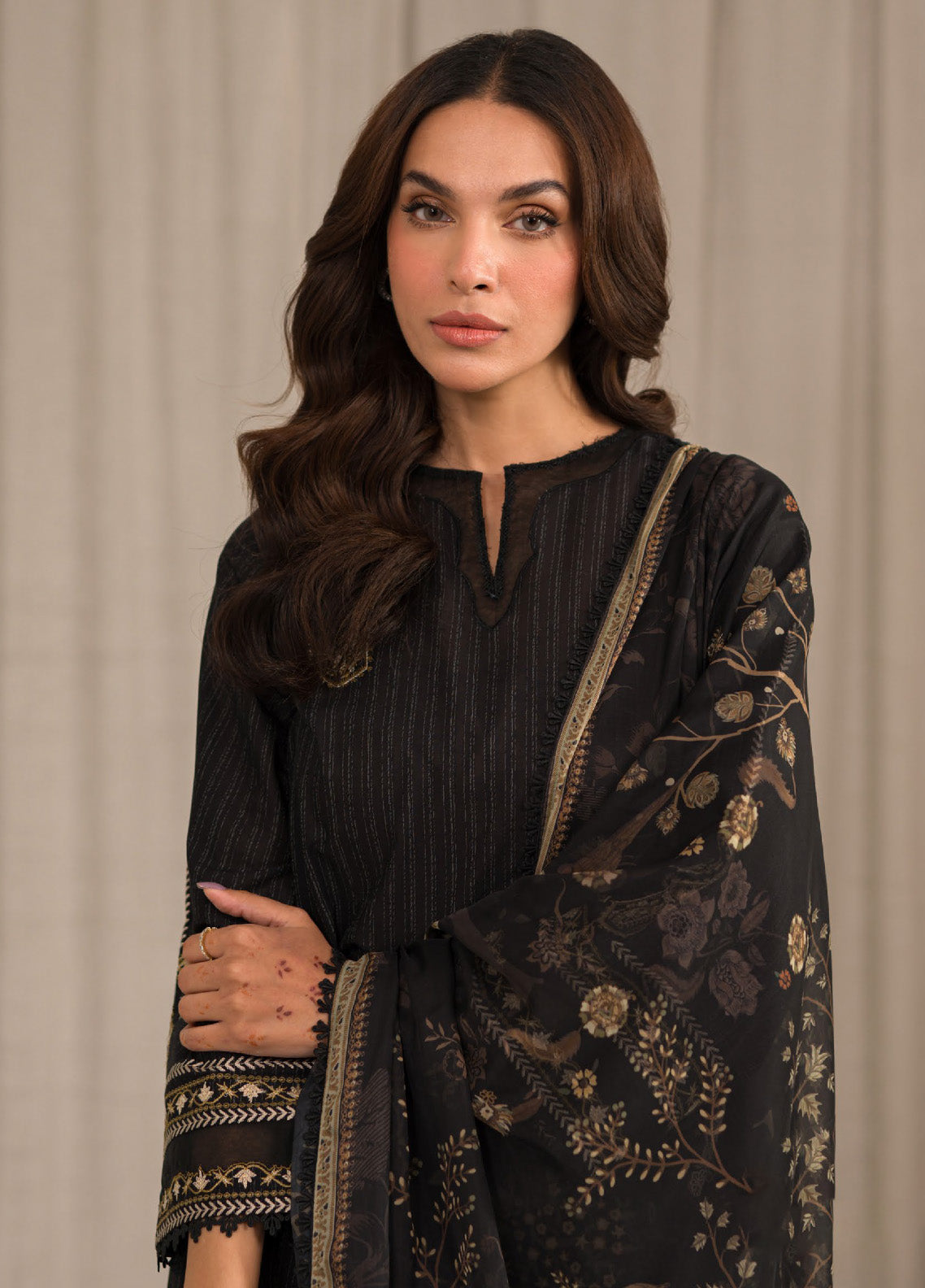 Mirage By Sahar Embroidered Lawn Unstitched 3 Piece Suit - S24ML S24-TL-L1-02 Mirage By Sahar Embroidered Lawn Unstitched 3 Piece Suit - S24ML S24-TL-L1-02