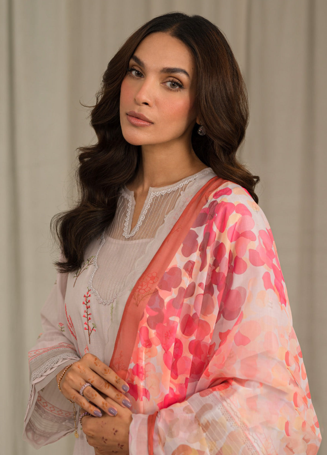 Mirage By Sahar Embroidered Lawn Unstitched 3 Piece Suit - S24ML S24-TL-L1-03 Mirage By Sahar Embroidered Lawn Unstitched 3 Piece Suit - S24ML S24-TL-L1-03