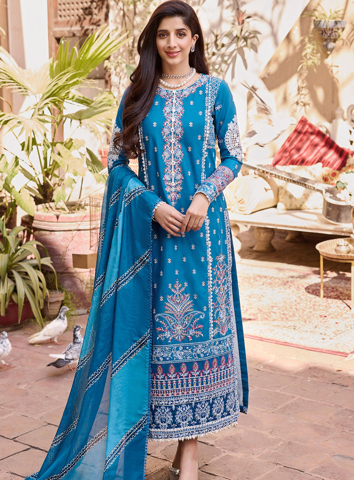 Motifz Embroidered Lawn Unstitched 3 Piece Suit - MTF23EL 4050 VIDA Motifz Embroidered Lawn Unstitched 3 Piece Suit - MTF23EL 4050 VIDA