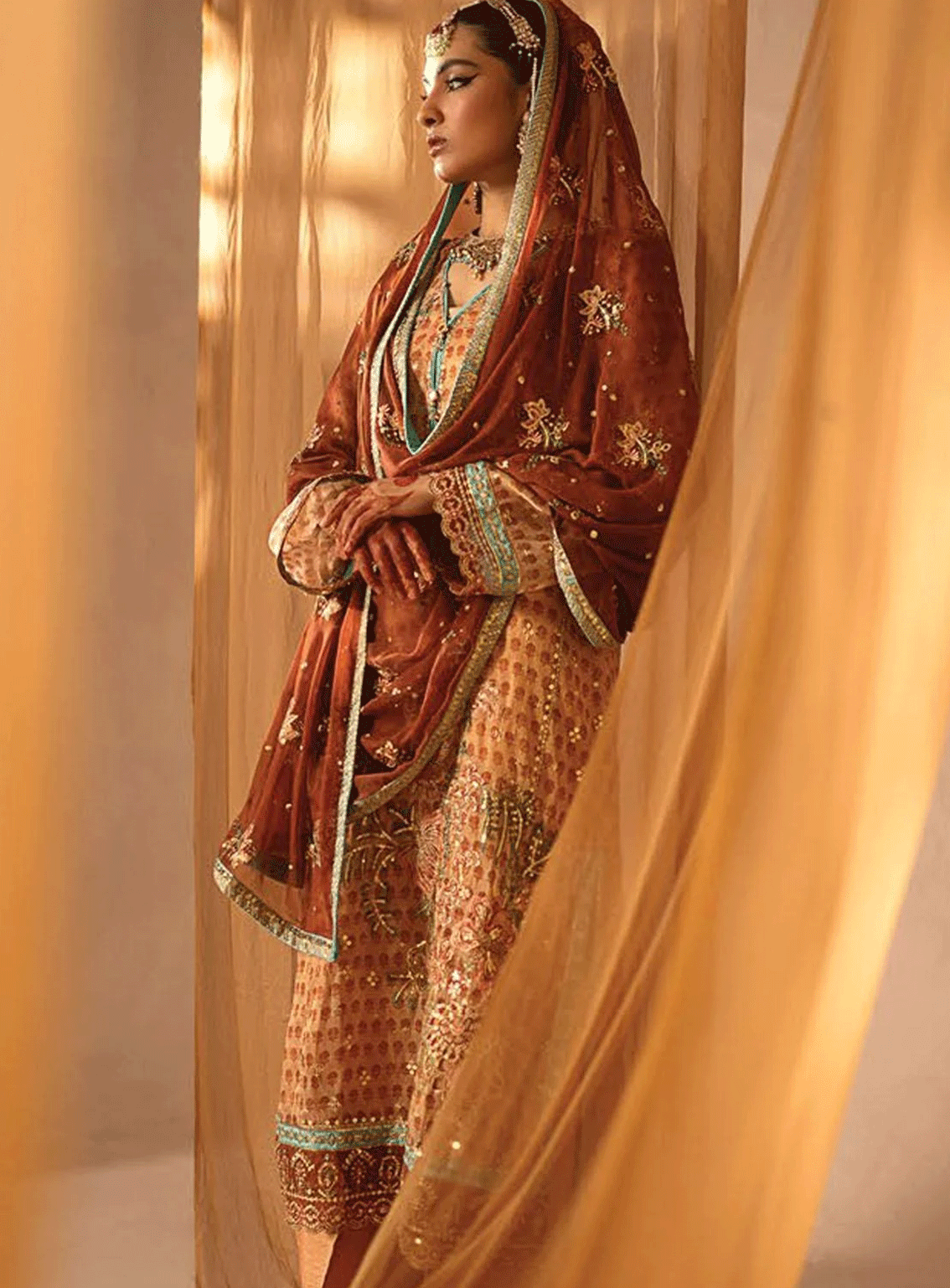 Nayab By Myeesha Embroidered Missouri Unstitched 3 Piece Suit - MY23NF 04 MARJAAN Nayab By Myeesha Embroidered Missouri Unstitched 3 Piece Suit - MY23NF 04 MARJAAN