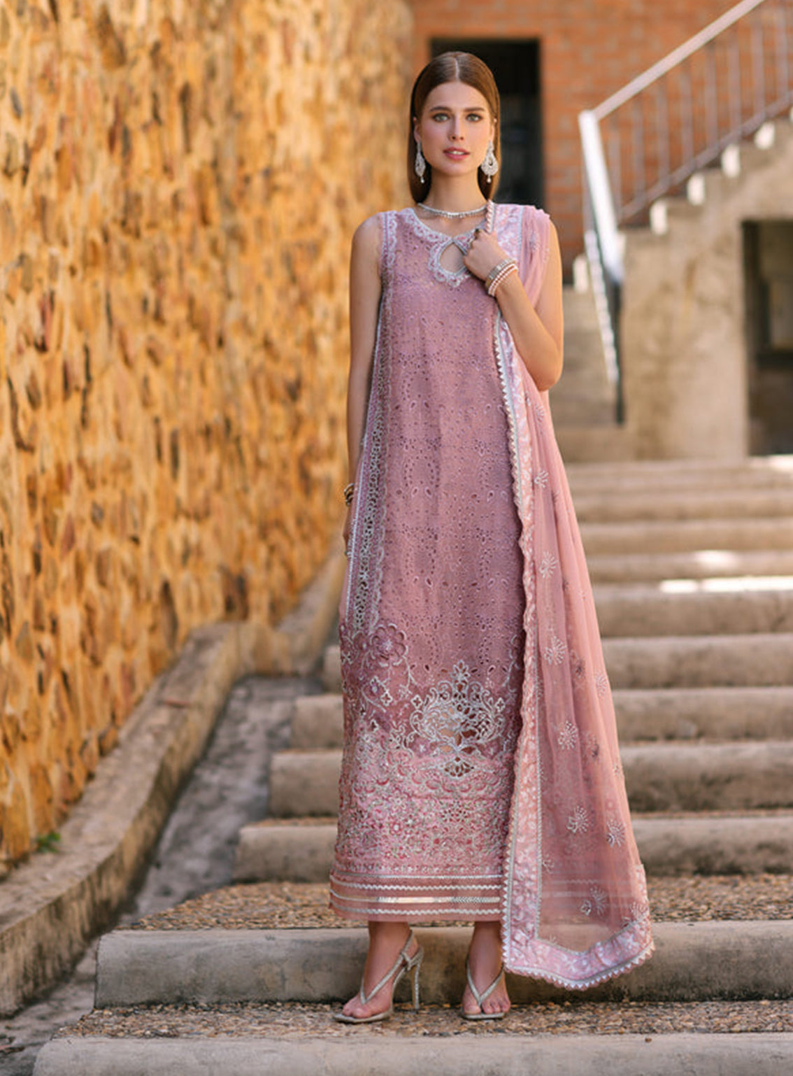 Noor By Saadia Asad Embroidered Chiffon Unstitched 3 Piece Suit - 05 ZURIA Noor By Saadia Asad Embroidered Chiffon Unstitched 3 Piece Suit - 05 ZURIA
