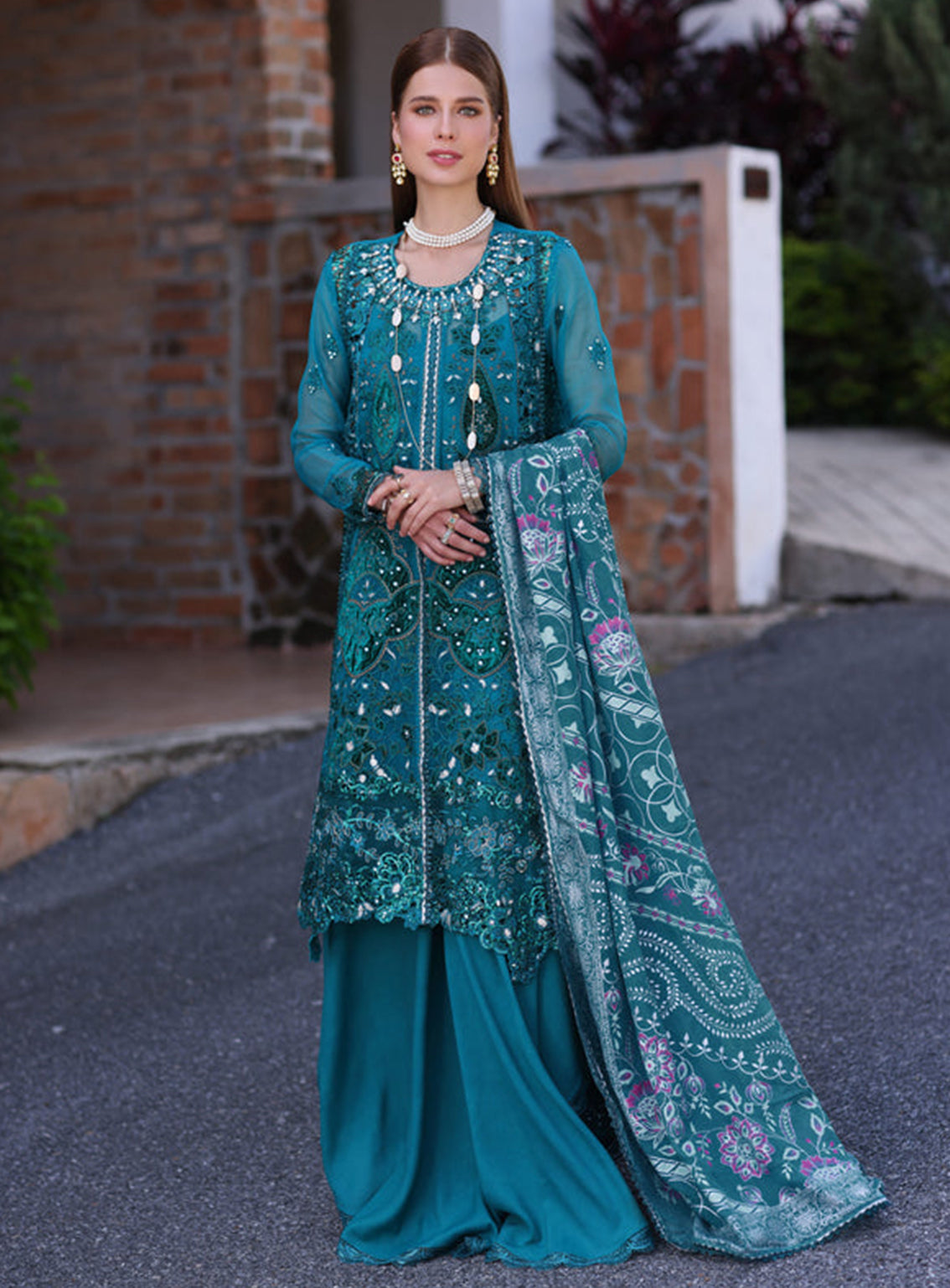 Noor By Saadia Asad Embroidered Chiffon Unstitched 3 Piece Suit - 08 ZARISH Noor By Saadia Asad Embroidered Chiffon Unstitched 3 Piece Suit - 08 ZARISH