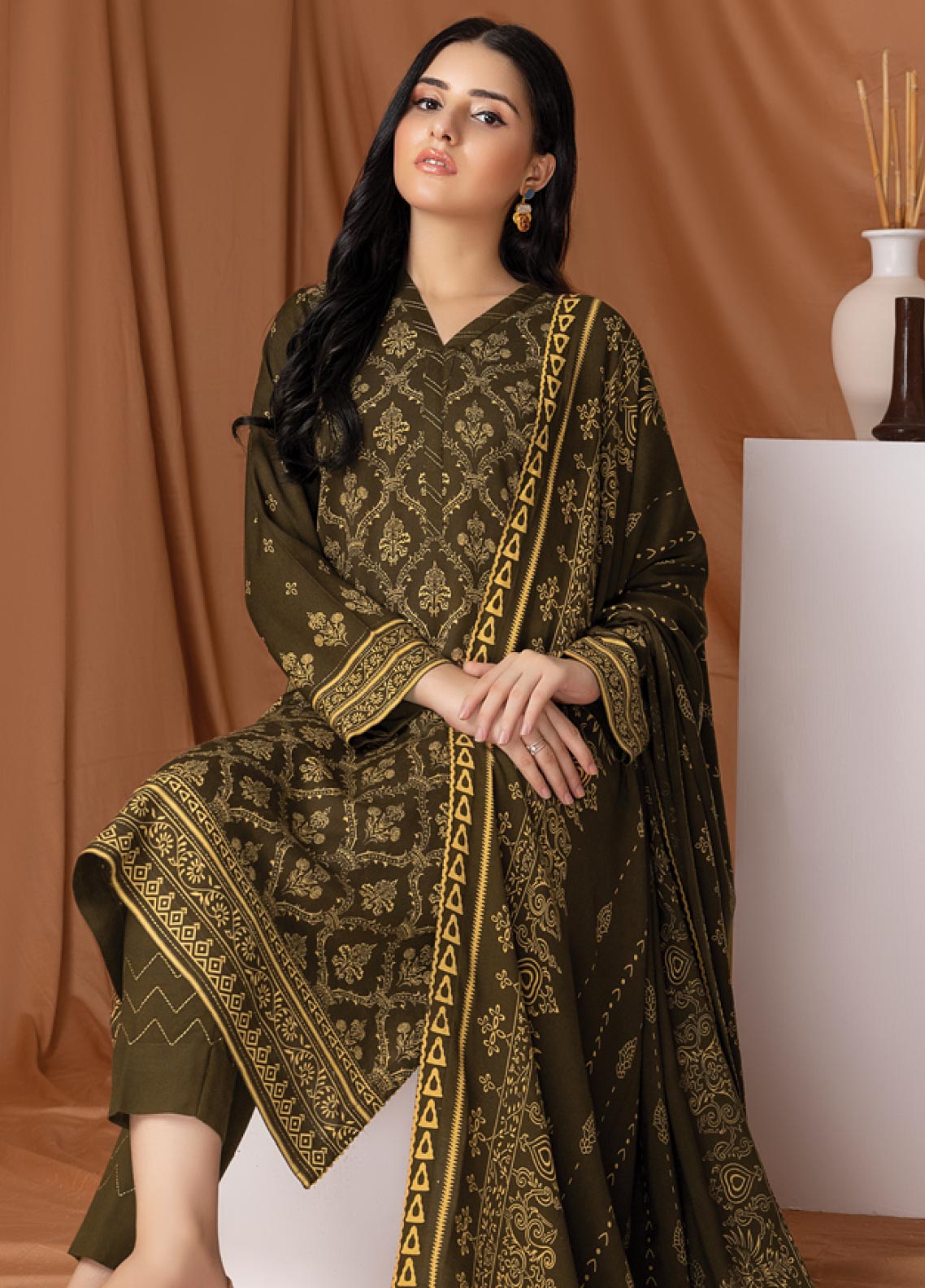 D#304A LSM Lakhany Pashmina Printed Collection 922 D#304A LSM Lakhany Pashmina Printed Collection 922