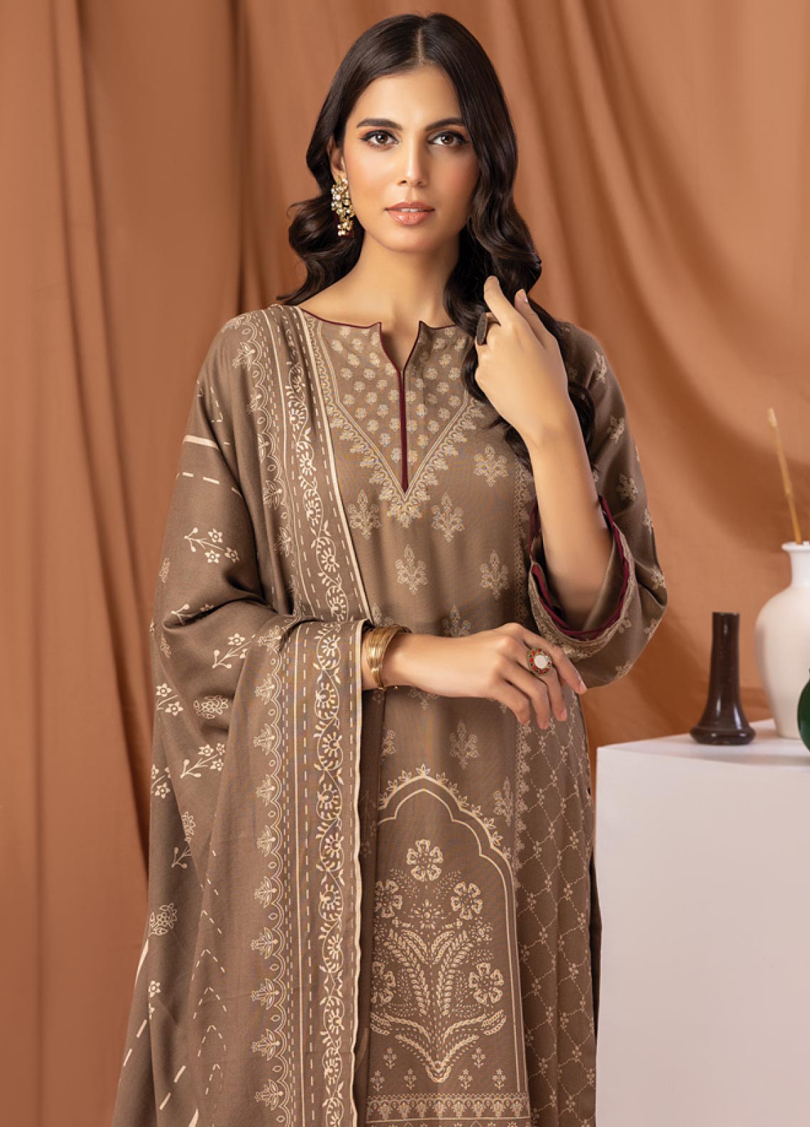 D#306A LSM Lakhany Pashmina Printed Collection 922 D#306A LSM Lakhany Pashmina Printed Collection 922