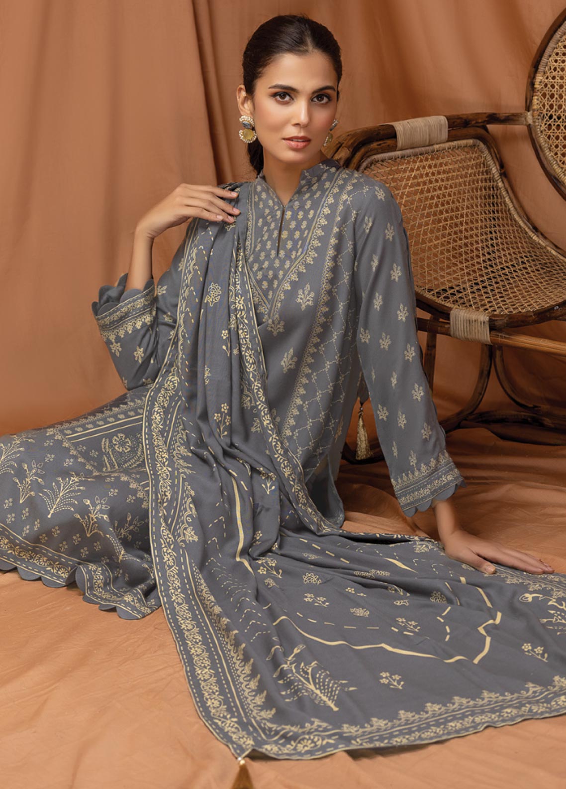 D#306C LSM Lakhany Pashmina Printed Collection 922 D#306C LSM Lakhany Pashmina Printed Collection 922