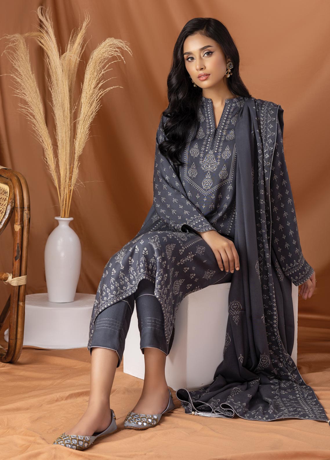 D#307B LSM Lakhany Pashmina Printed Collection 922 D#307B LSM Lakhany Pashmina Printed Collection 922