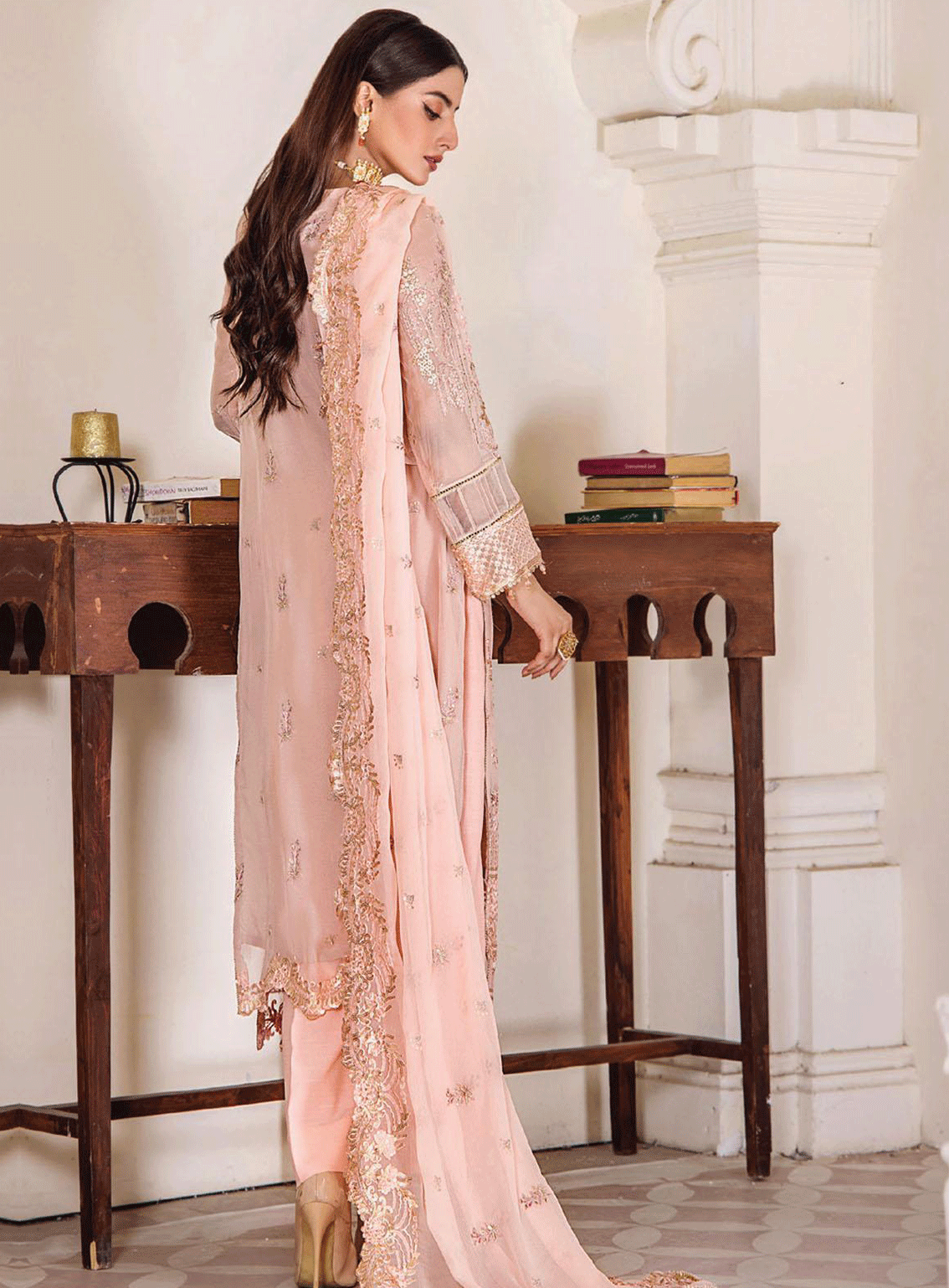 Pareesha By Humdum Embroidered Chiffon Unstitched 3 Piece Suits - HD23PC 07 Pareesha By Humdum Embroidered Chiffon Unstitched 3 Piece Suits - HD23PC 07