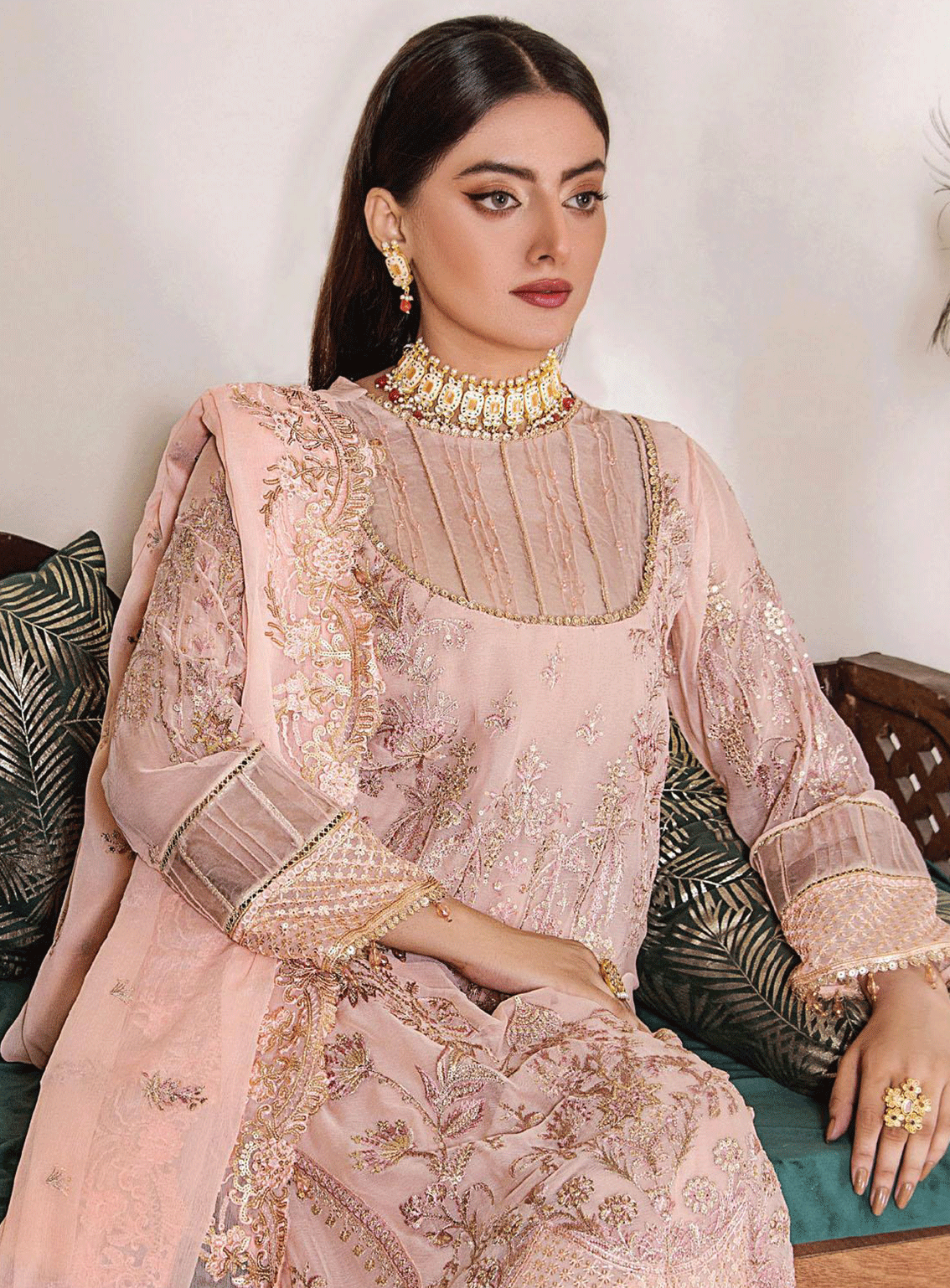 Pareesha By Humdum Embroidered Chiffon Unstitched 3 Piece Suits - HD23PC 07 Pareesha By Humdum Embroidered Chiffon Unstitched 3 Piece Suits - HD23PC 07