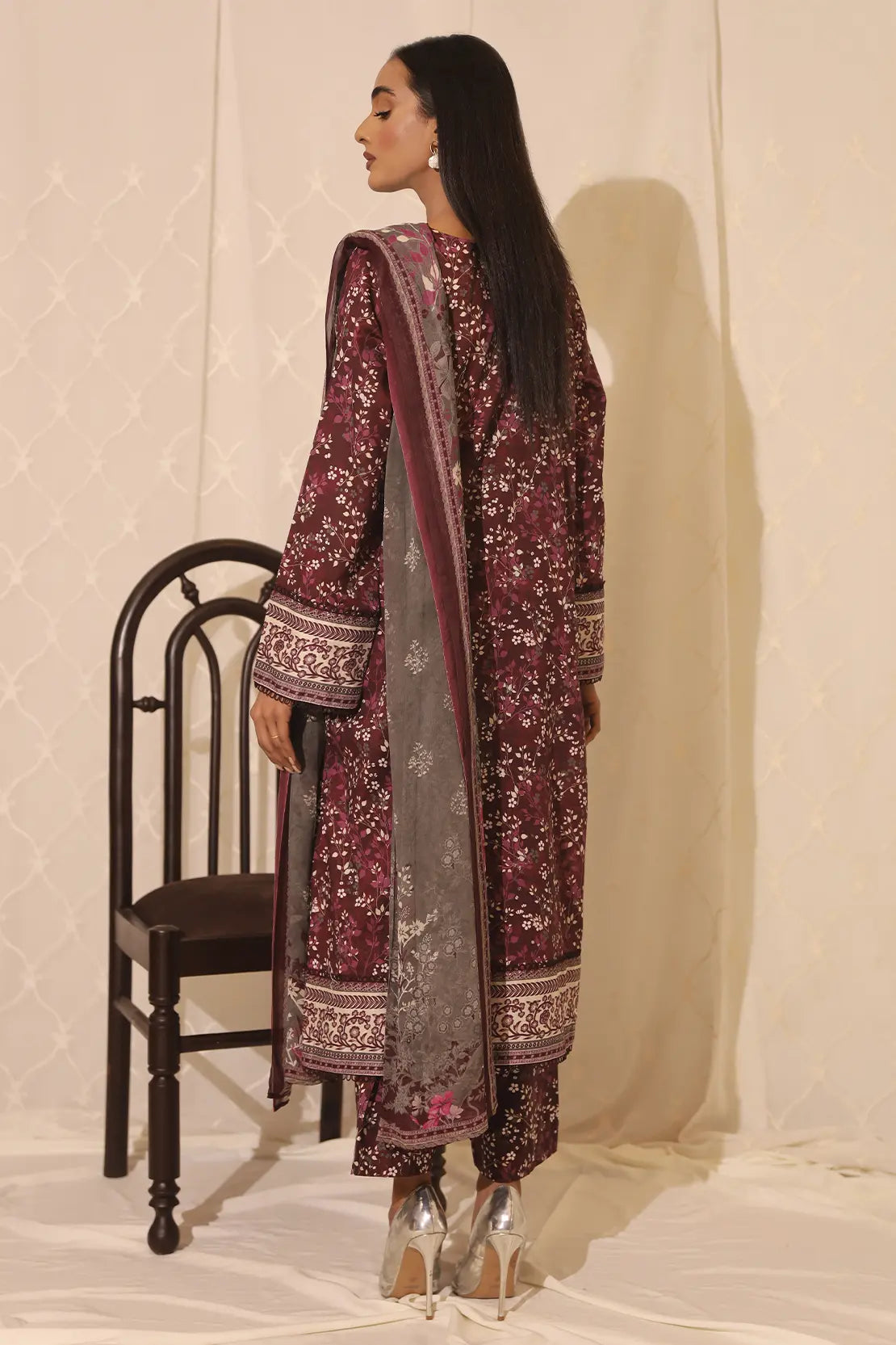 D#7764 Rashid Petal Digital Printed Lawn Collection 323 D#7764 Rashid Petal Digital Printed Lawn Collection 323