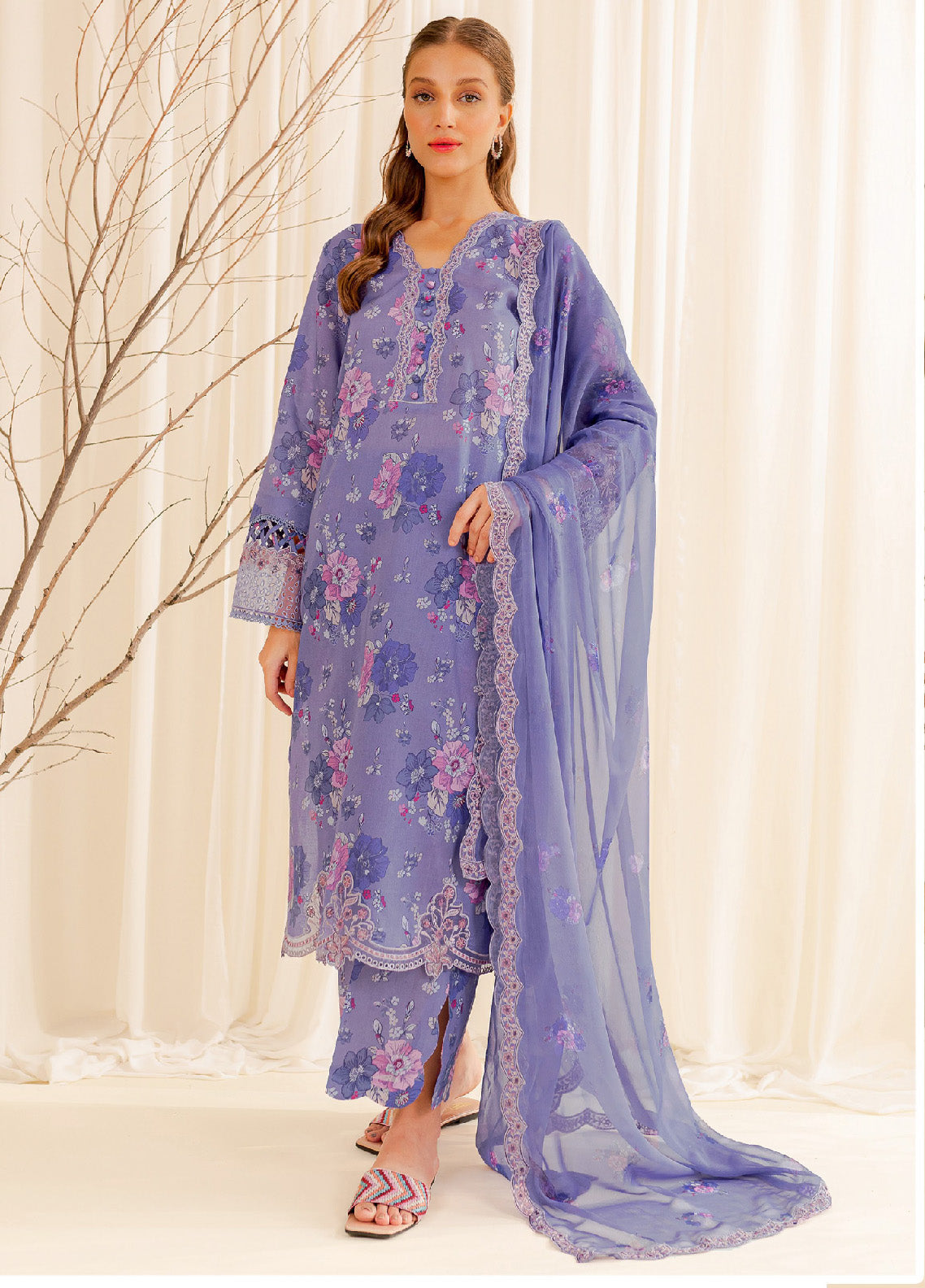 Printed Essentials by Farasha Embroidered Lawn 3 Piece Unstitched Suit FSH24 FPE-08 LAVENDER BLISS Printed Essentials by Farasha Embroidered Lawn 3 Piece Unstitched Suit FSH24 FPE-08 LAVENDER BLISS