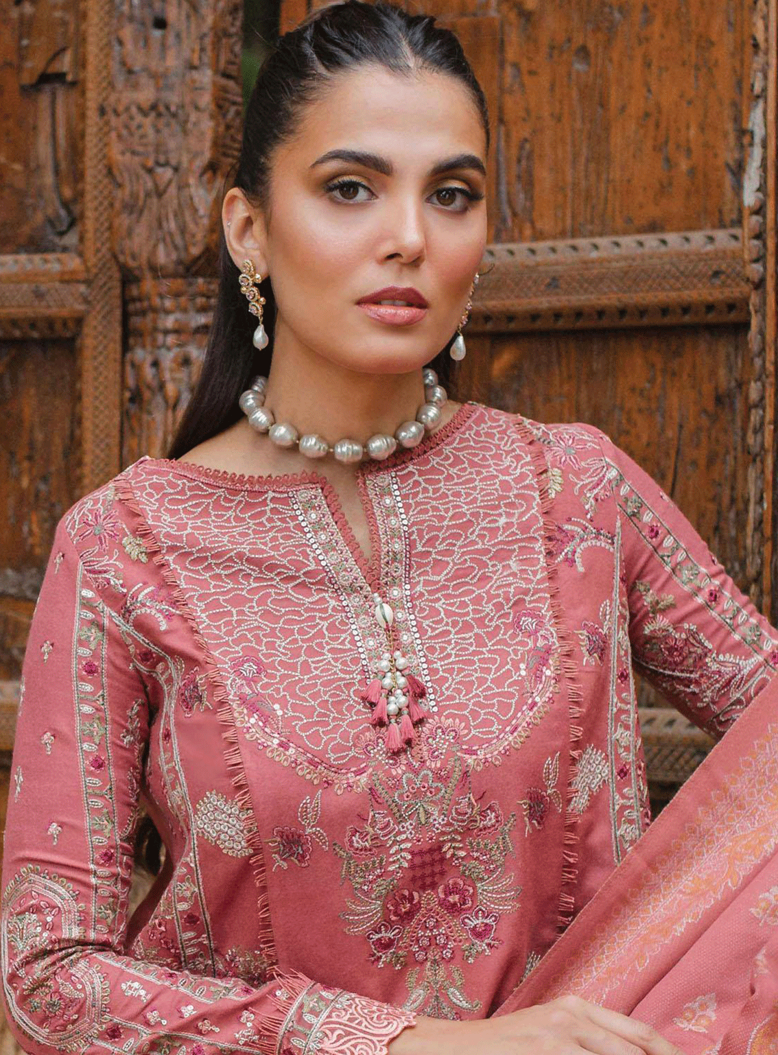 Qalamkar Embroidered Leather Peach Unstitched 3 Piece Suit - 4 ALLESIA Qalamkar Embroidered Leather Peach Unstitched 3 Piece Suit - 4 ALLESIA