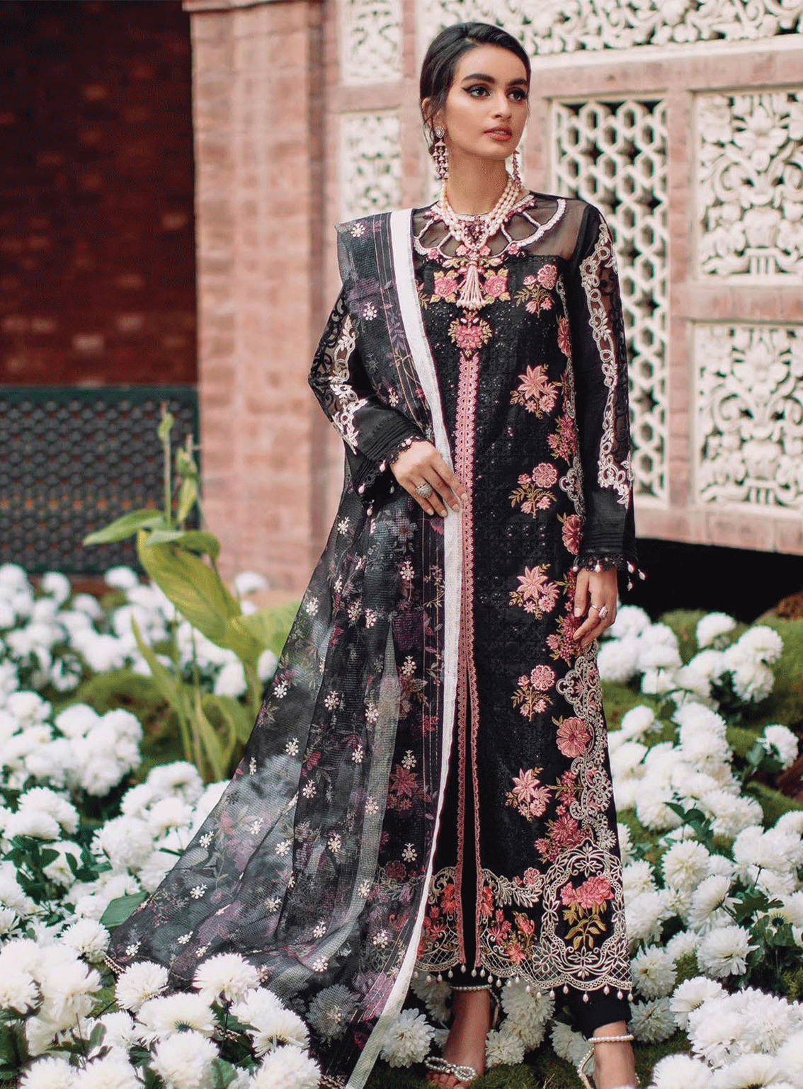 RajBari Embroidered Raw Silk Unstitched 3 Piece Suit - RB22FW 7B RajBari Embroidered Raw Silk Unstitched 3 Piece Suit - RB22FW 7B