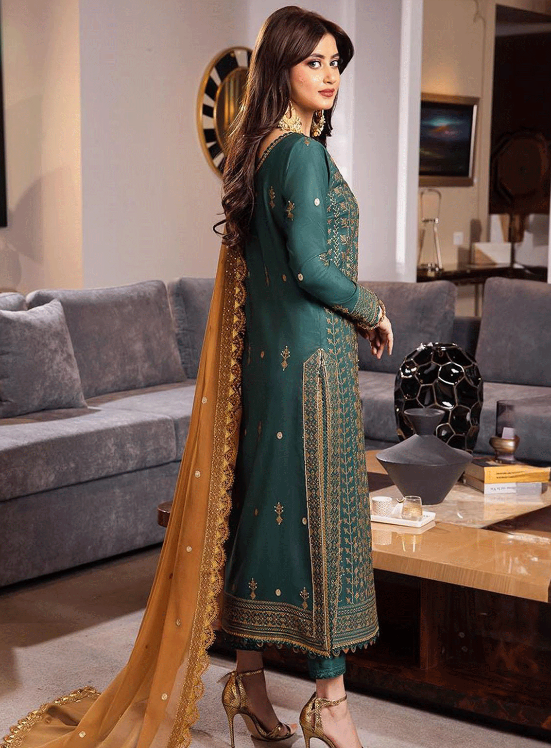 Rang-E-Noor By Asim Jofa Embroidered Lawn Silk Unstitched 3 Piece Suit - AJRN-11 Rang-E-Noor By Asim Jofa Embroidered Lawn Silk Unstitched 3 Piece Suit - AJRN-11