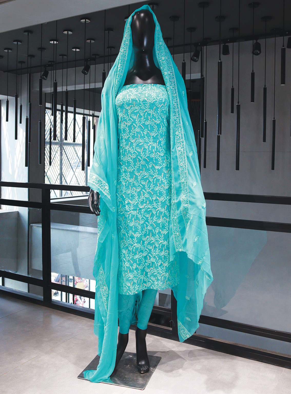 Royal Fashion Embroidered Chiffon Unstitched 2 Piece Suit - RF23EE ET2526-1 Royal Fashion Embroidered Chiffon Unstitched 2 Piece Suit - RF23EE ET2526-1