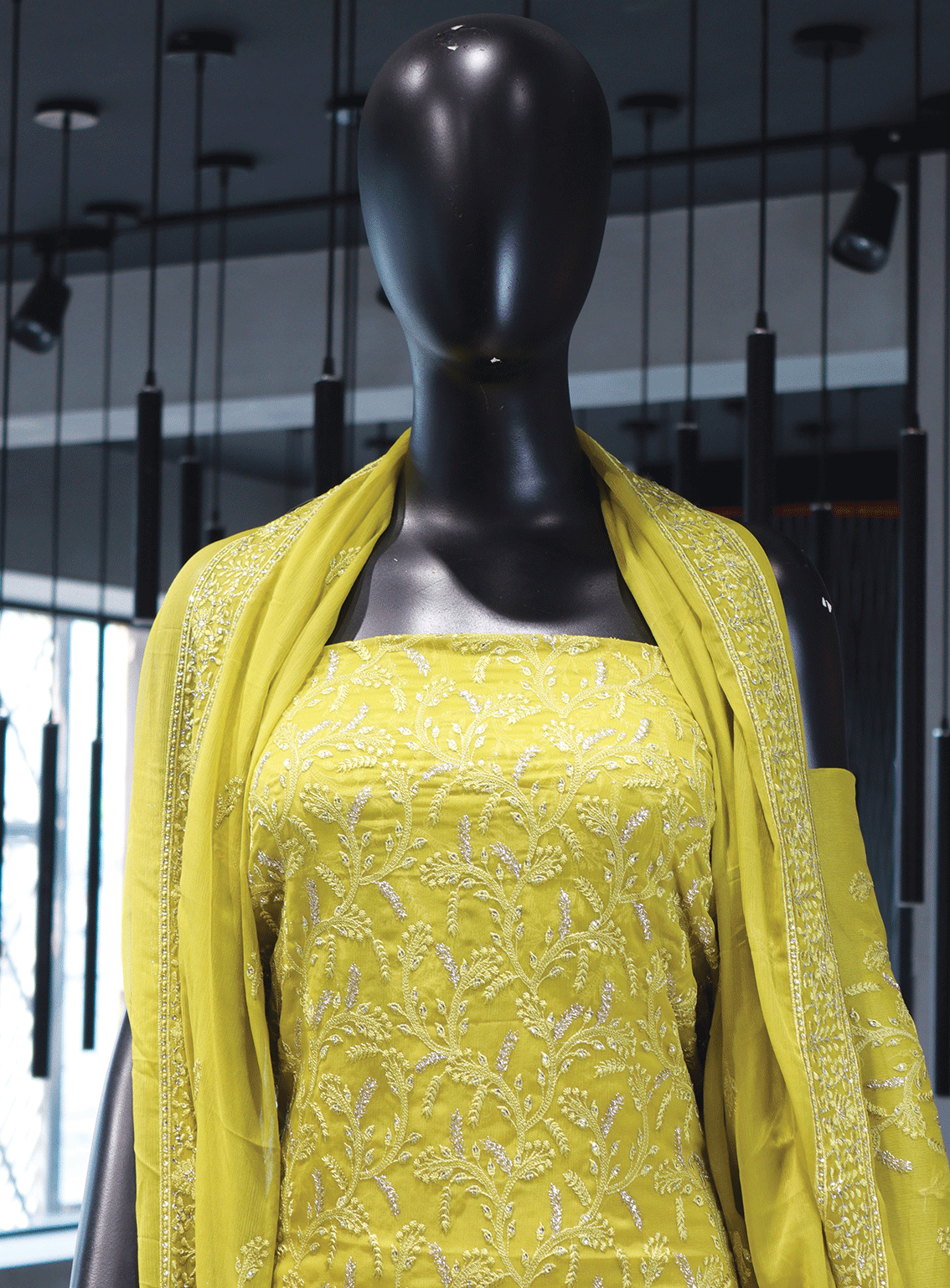 Royal Fashion Embroidered Chiffon Unstitched 2 Piece Suit - RF23EE ET2526-4 Royal Fashion Embroidered Chiffon Unstitched 2 Piece Suit - RF23EE ET2526-4