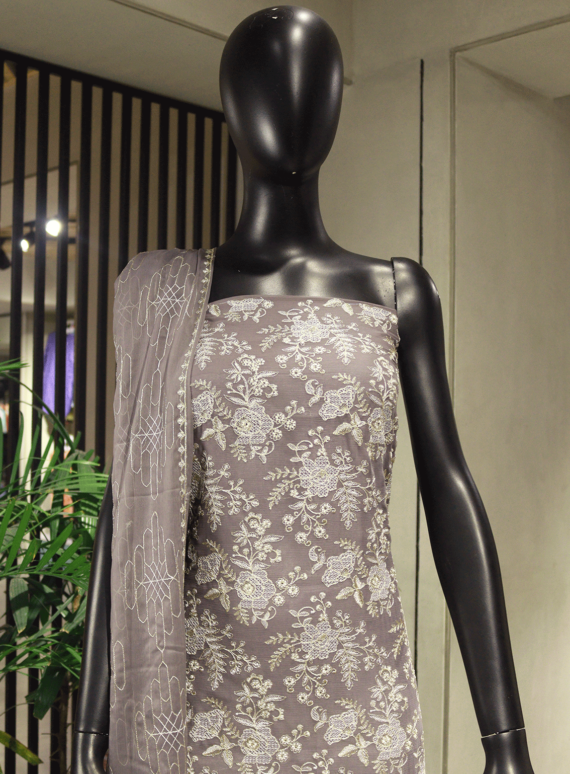 Royal Fashions Embroidered Chiffon Unstitched 2 Piece Suit - ET2514 Grey Royal Fashions Embroidered Chiffon Unstitched 2 Piece Suit - ET2514 Grey