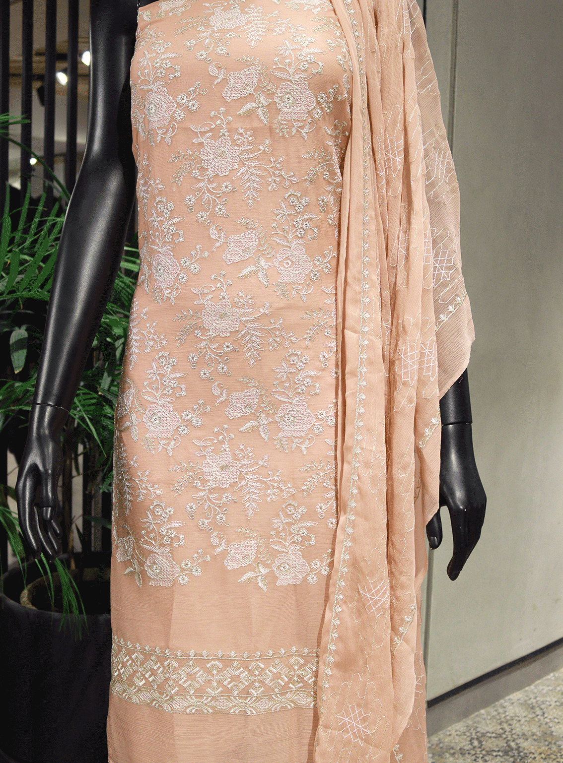 Royal Fashions Embroidered Chiffon Unstitched 2 Piece Suit - ET2514 Pink Royal Fashions Embroidered Chiffon Unstitched 2 Piece Suit - ET2514 Pink