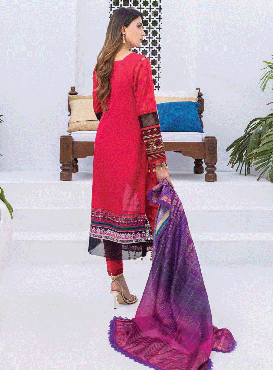 Rungkari By Mahiymaan Embroidered Lawn Unstitched 3 Piece Suit - AZ23RM A12 Rungkari By Mahiymaan Embroidered Lawn Unstitched 3 Piece Suit - AZ23RM A12