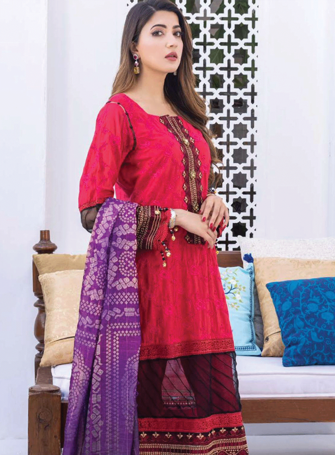 Rungkari By Mahiymaan Embroidered Lawn Unstitched 3 Piece Suit - AZ23RM A12 Rungkari By Mahiymaan Embroidered Lawn Unstitched 3 Piece Suit - AZ23RM A12