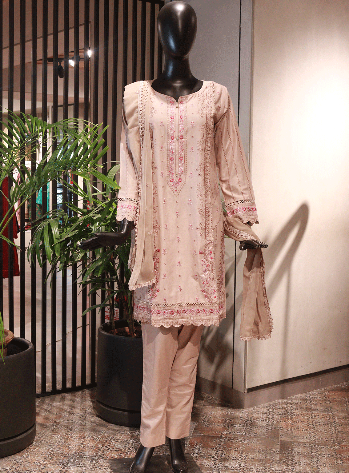 SNSC Embroidered Cotton Stitched 3 Piece Suit - SNSC23FE C121 SNSC Embroidered Cotton Stitched 3 Piece Suit - SNSC23FE C121