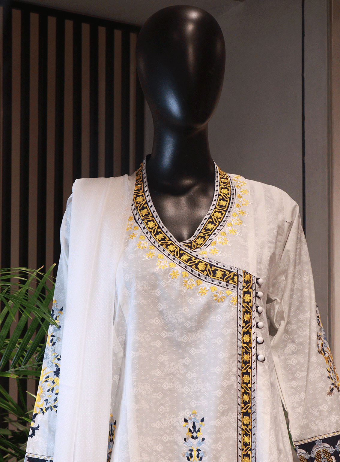 SNSC Embroidered Cotton Stitched 3 Piece Suit - SNSC23FE FRK613 SNSC Embroidered Cotton Stitched 3 Piece Suit - SNSC23FE FRK613